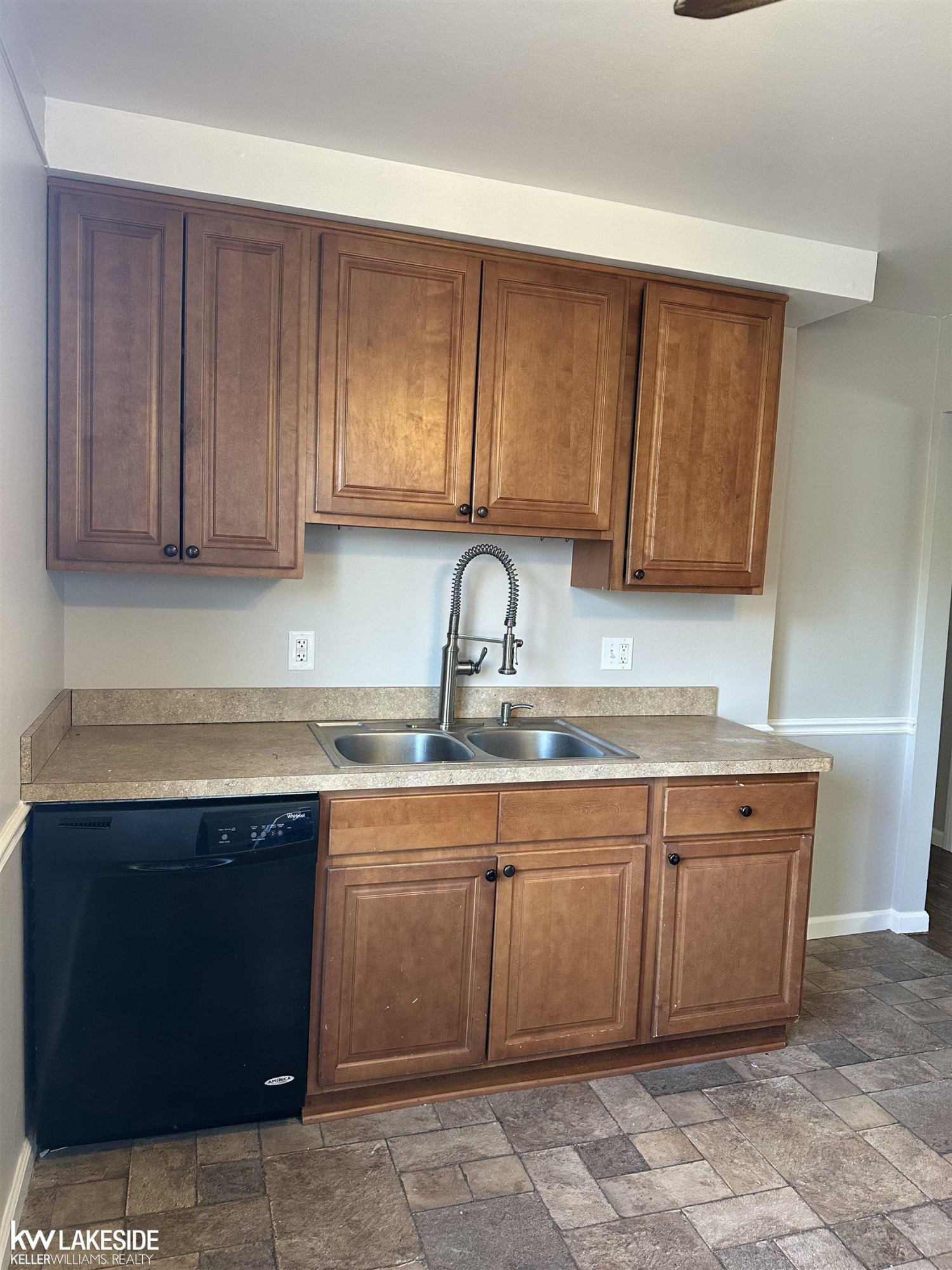 6421 Weddel Street, Taylor, MI 48180 — Photo 14