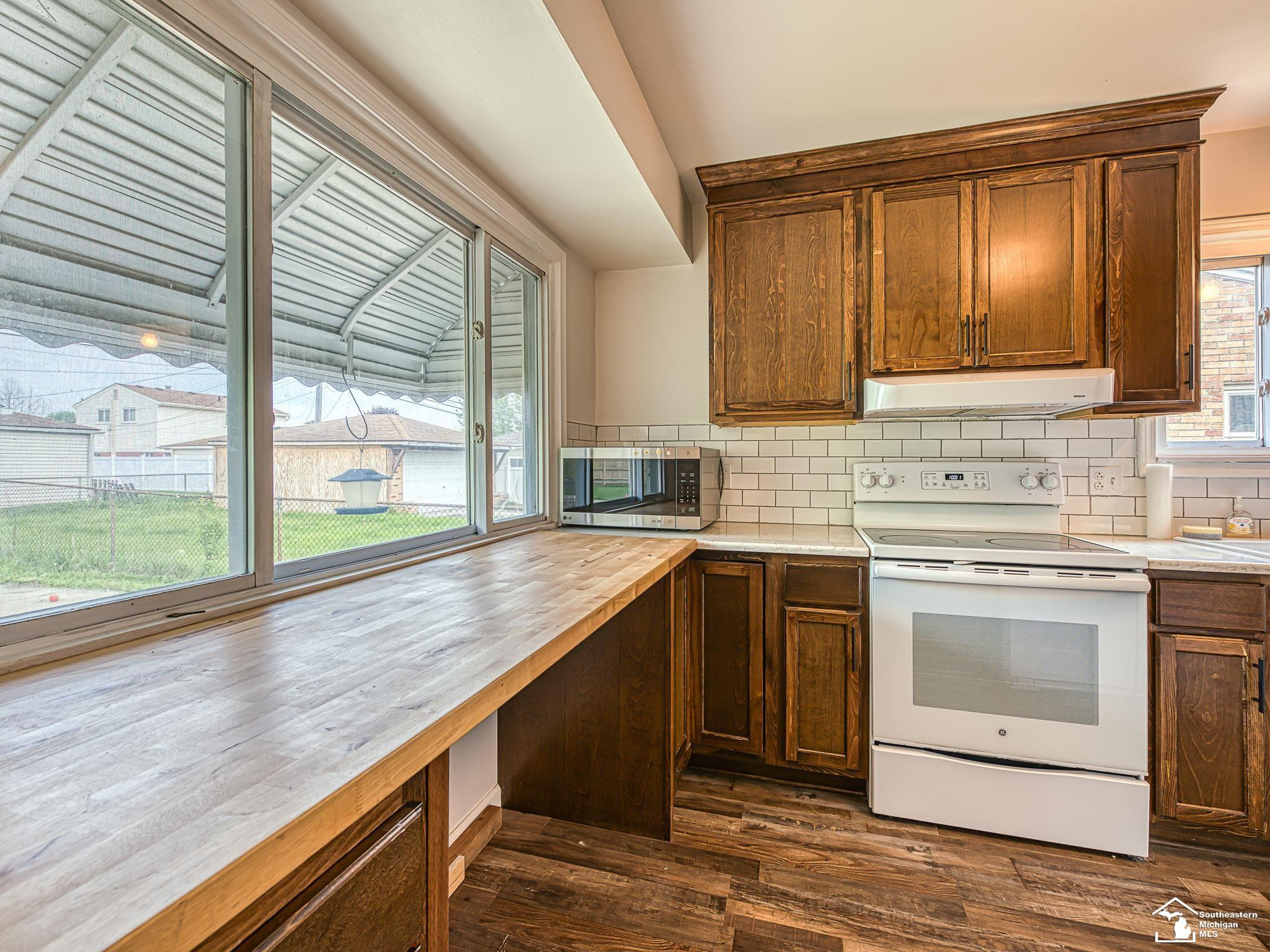 15486 Poplar Street, Southgate, MI 48195 — Photo 9