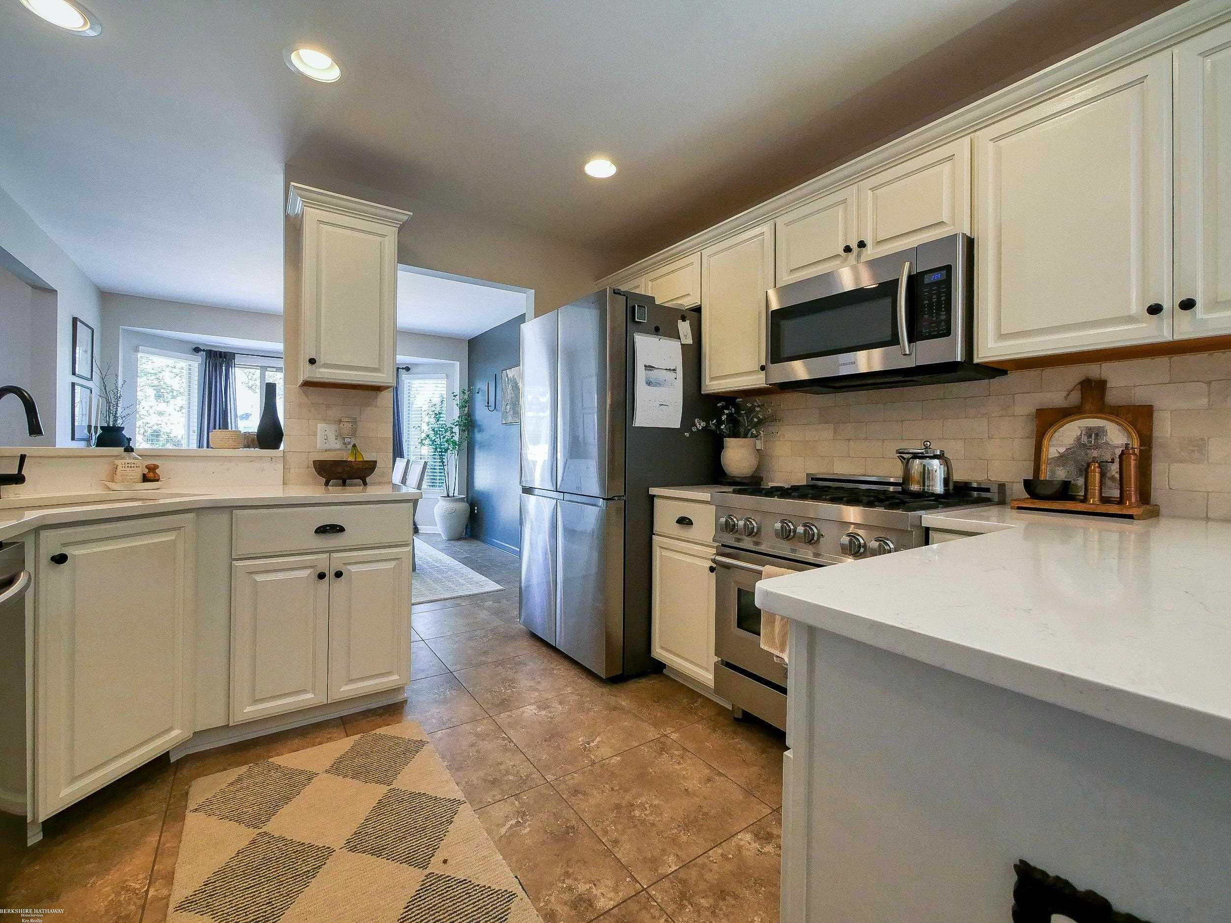53100 Kakos Drive, Chesterfield, MI — Photo 13