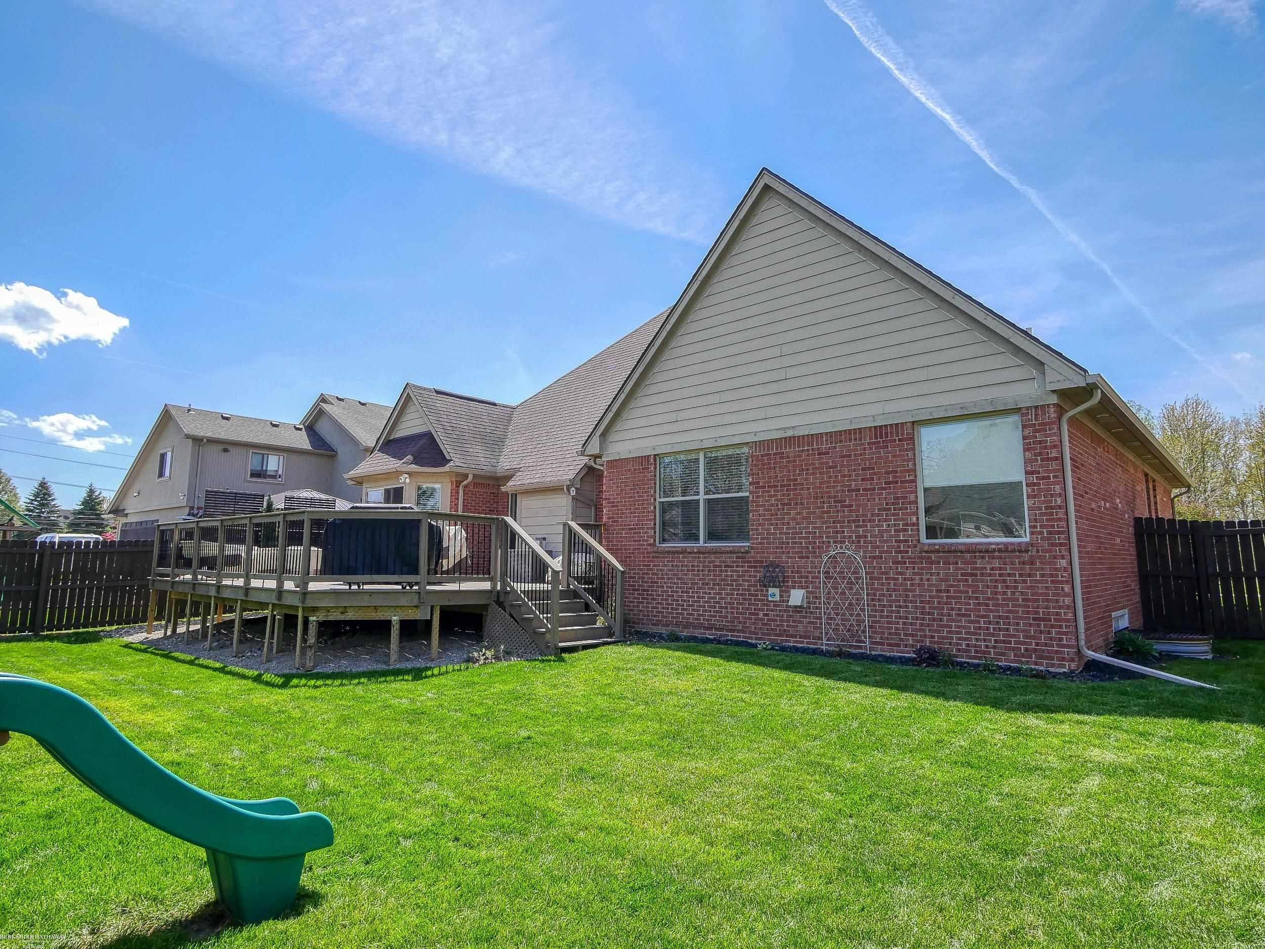 53100 Kakos Drive, Chesterfield, MI — Photo 38