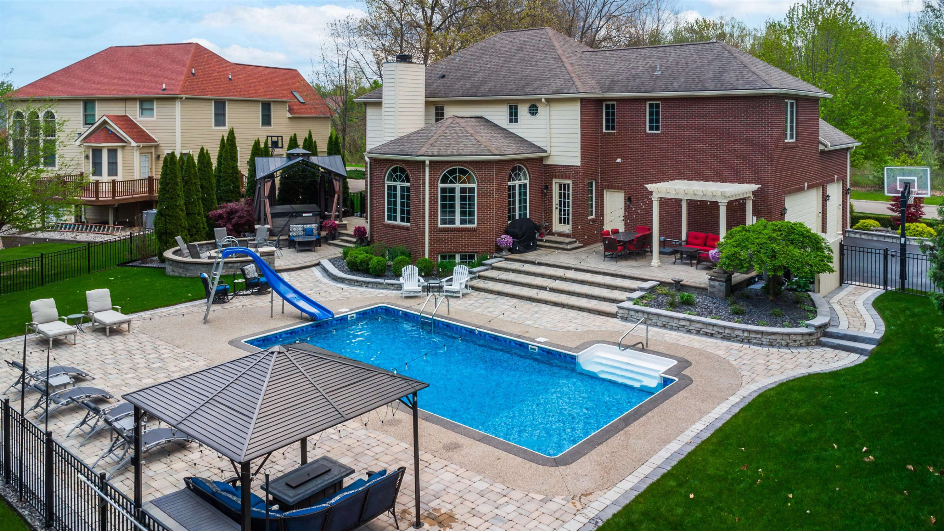 6137 Brookstone Lane, Grand Blanc, MI 48439 — Photo 11