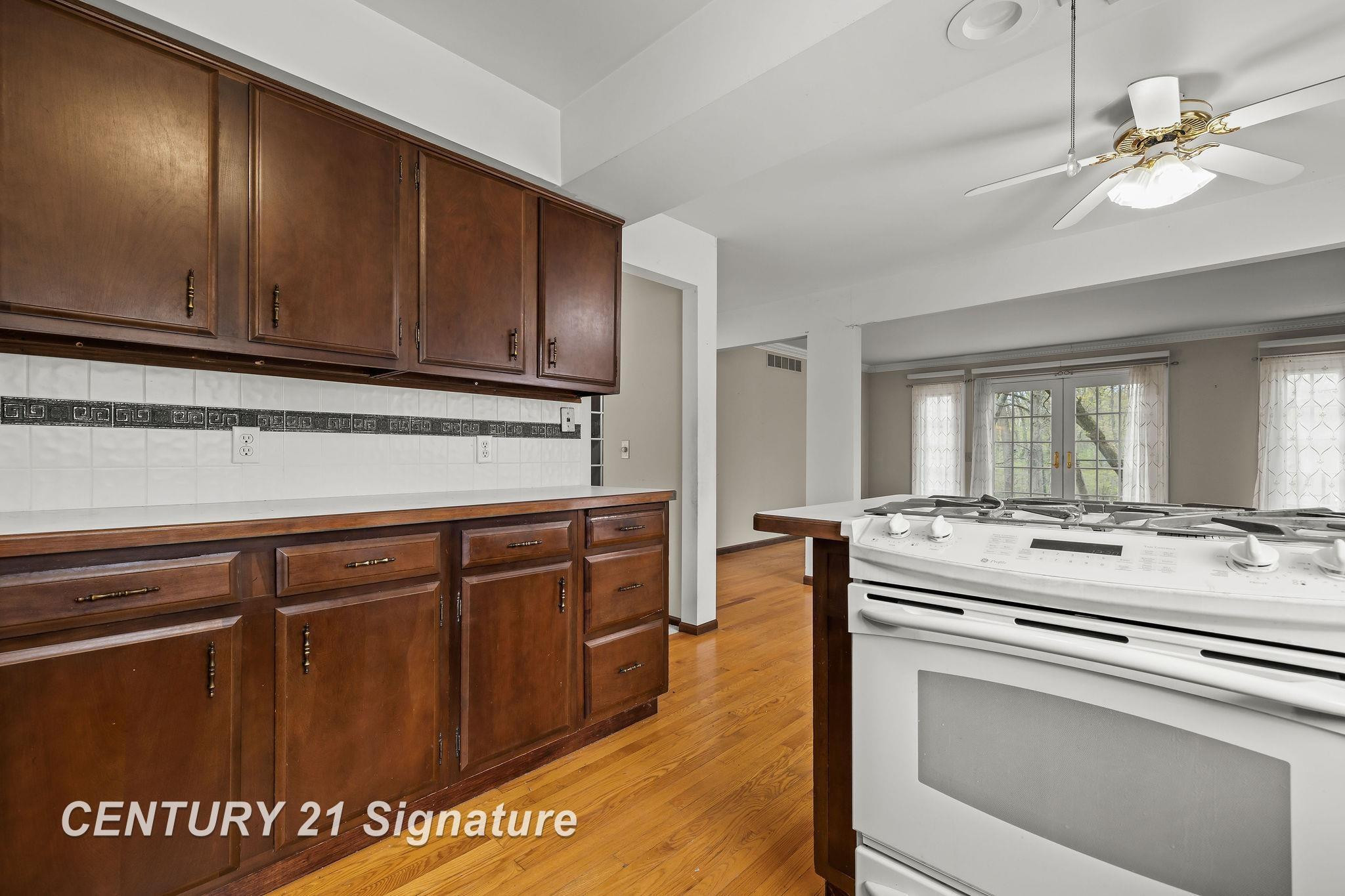 5813 Sturgeon Avenue, Midland, MI 48640 — Photo 8