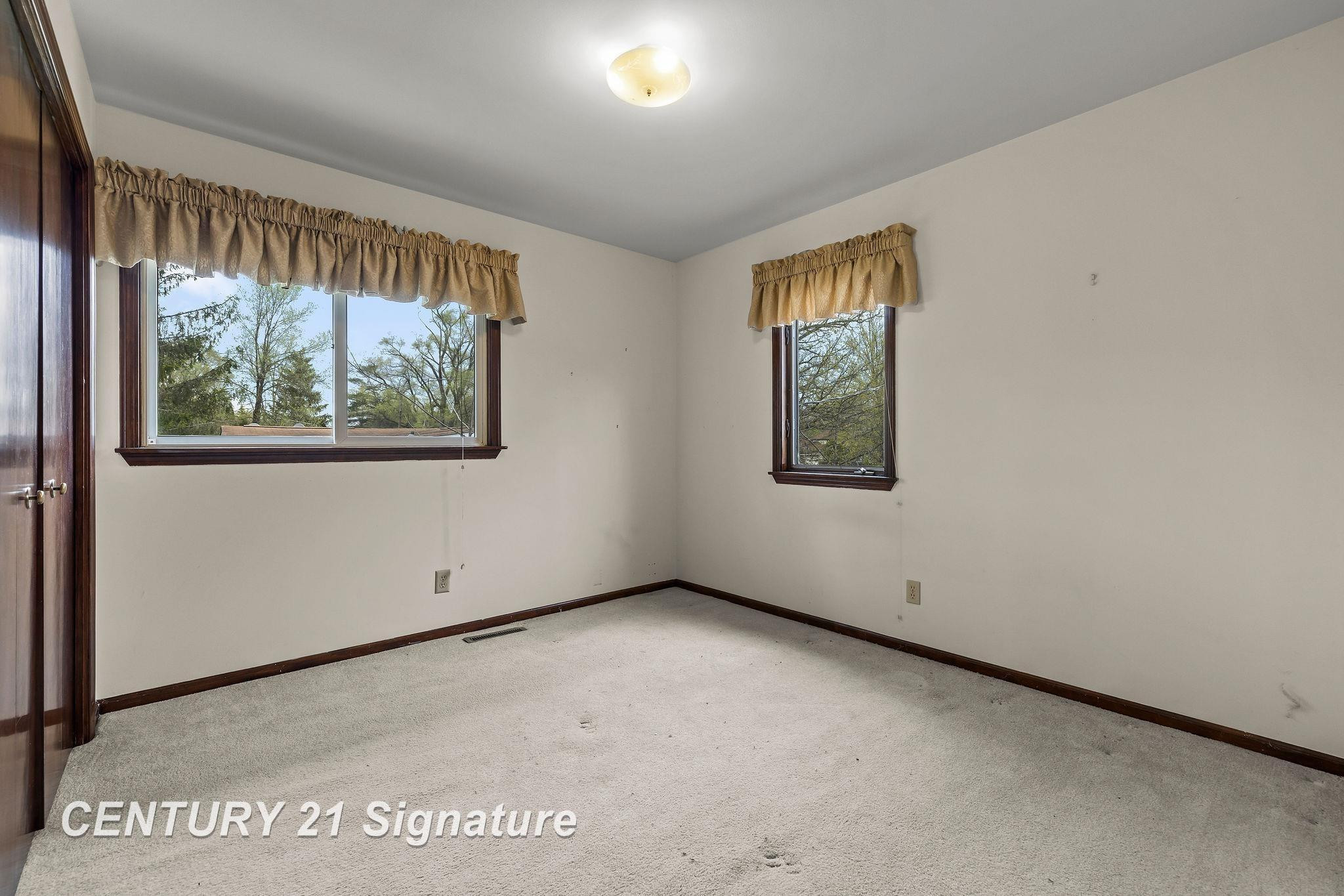 5813 Sturgeon Avenue, Midland, MI 48640 — Photo 25