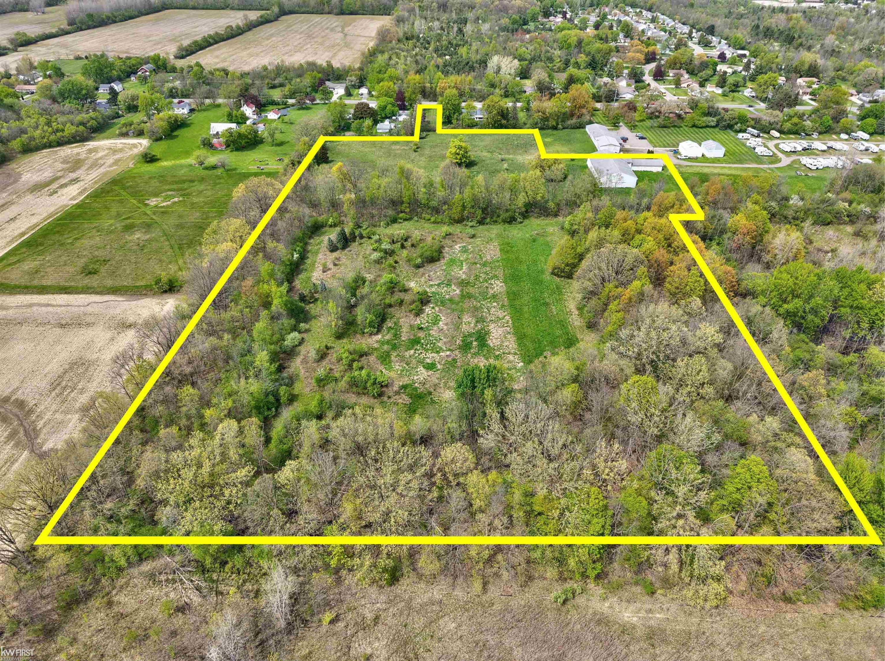 5465 Lennon Road, Swartz Creek, MI 48473 — front exterior