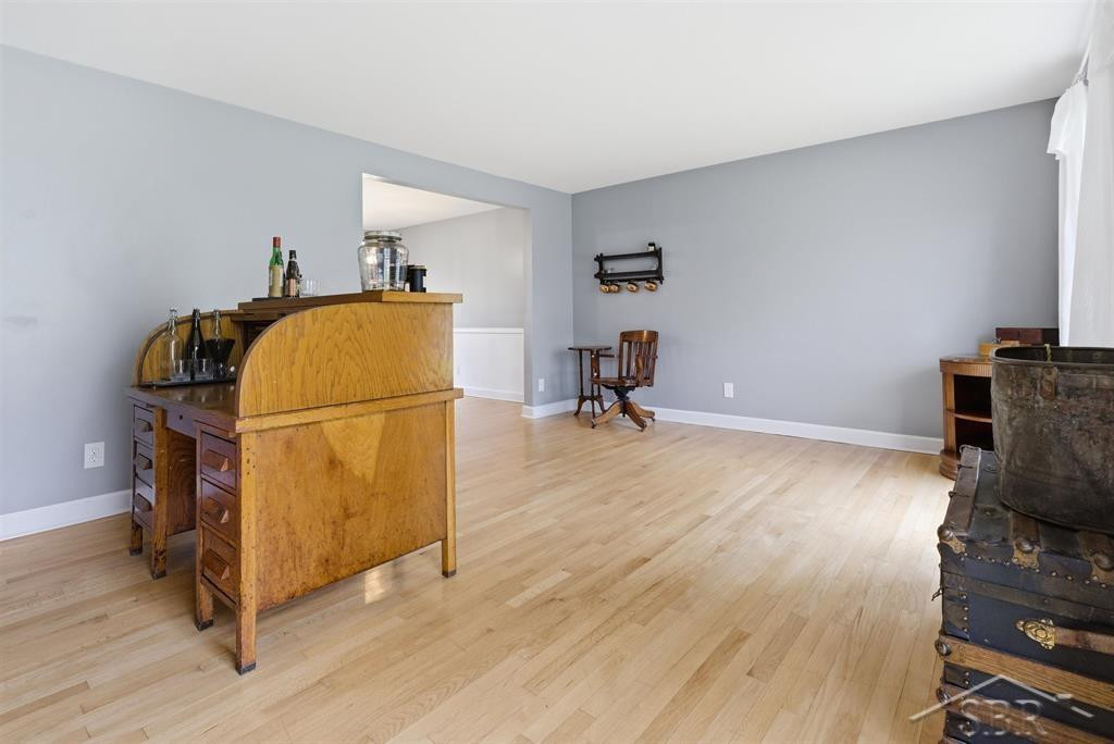 1301 Whitehall Street, Midland, MI 48642 — Photo 8