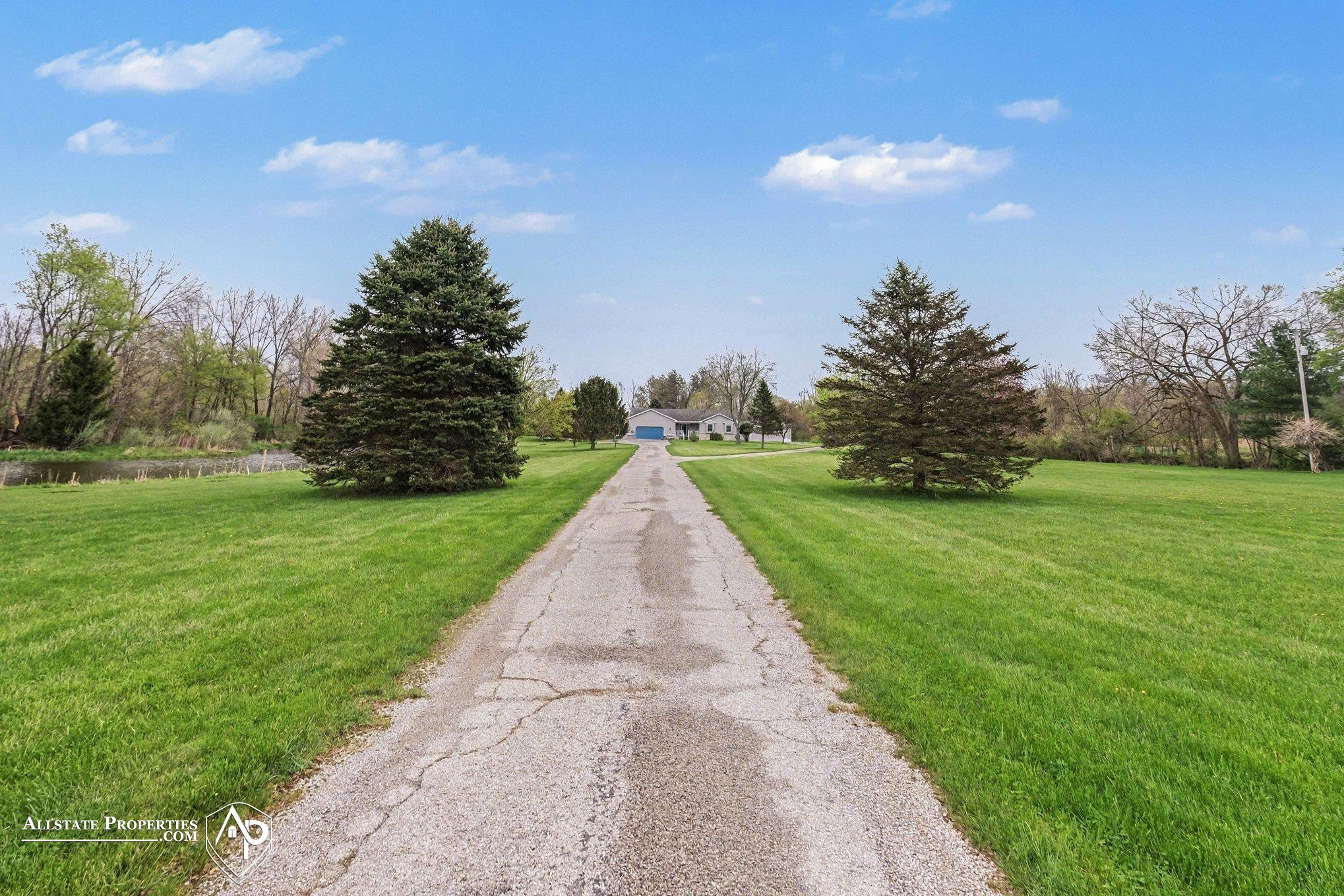 12301 S New Lothrop Road, Byron, MI 48418 — Photo 2