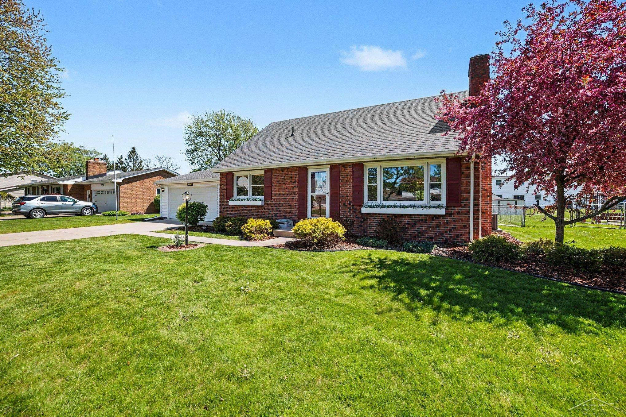 4273 S Wayside Drive, Saginaw, MI 48603 — Photo 2