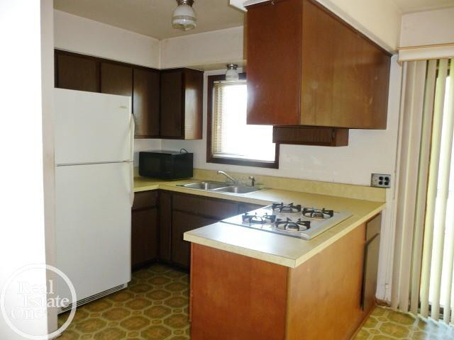 22416 Furton Street, Saint Clair Shores, MI 48082 — Photo 8