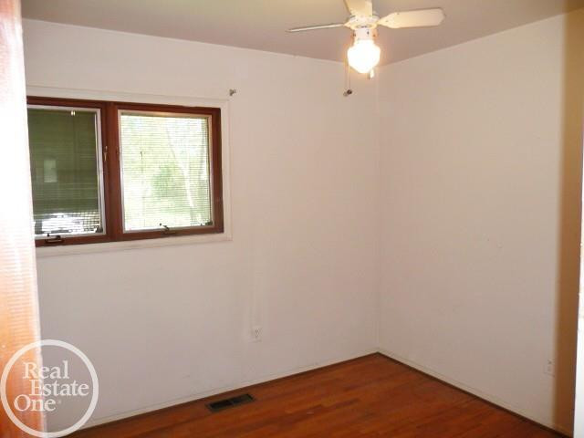 22416 Furton Street, Saint Clair Shores, MI 48082 — Photo 12