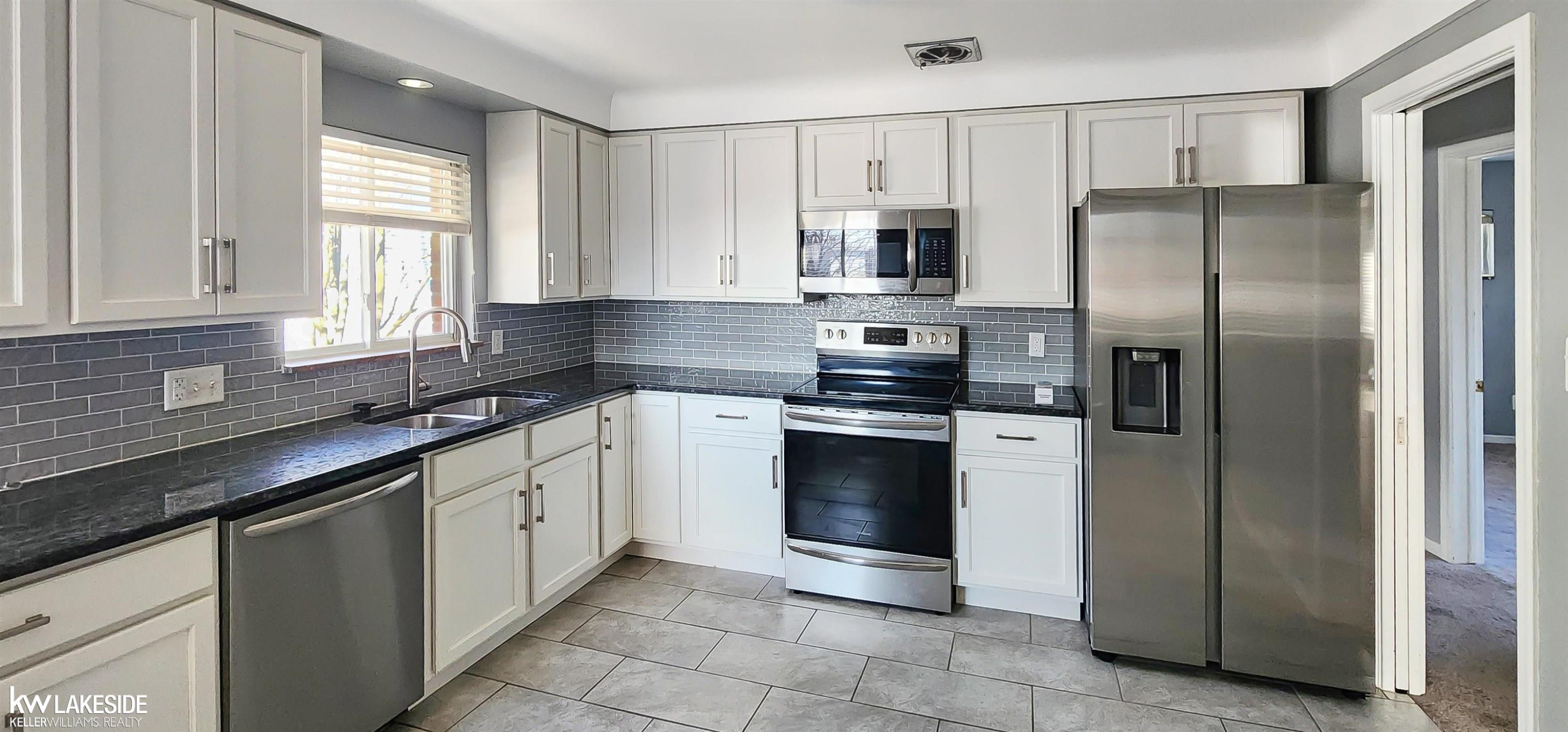 890 Neff Road, Grosse Pointe, MI 48230 — Photo 2