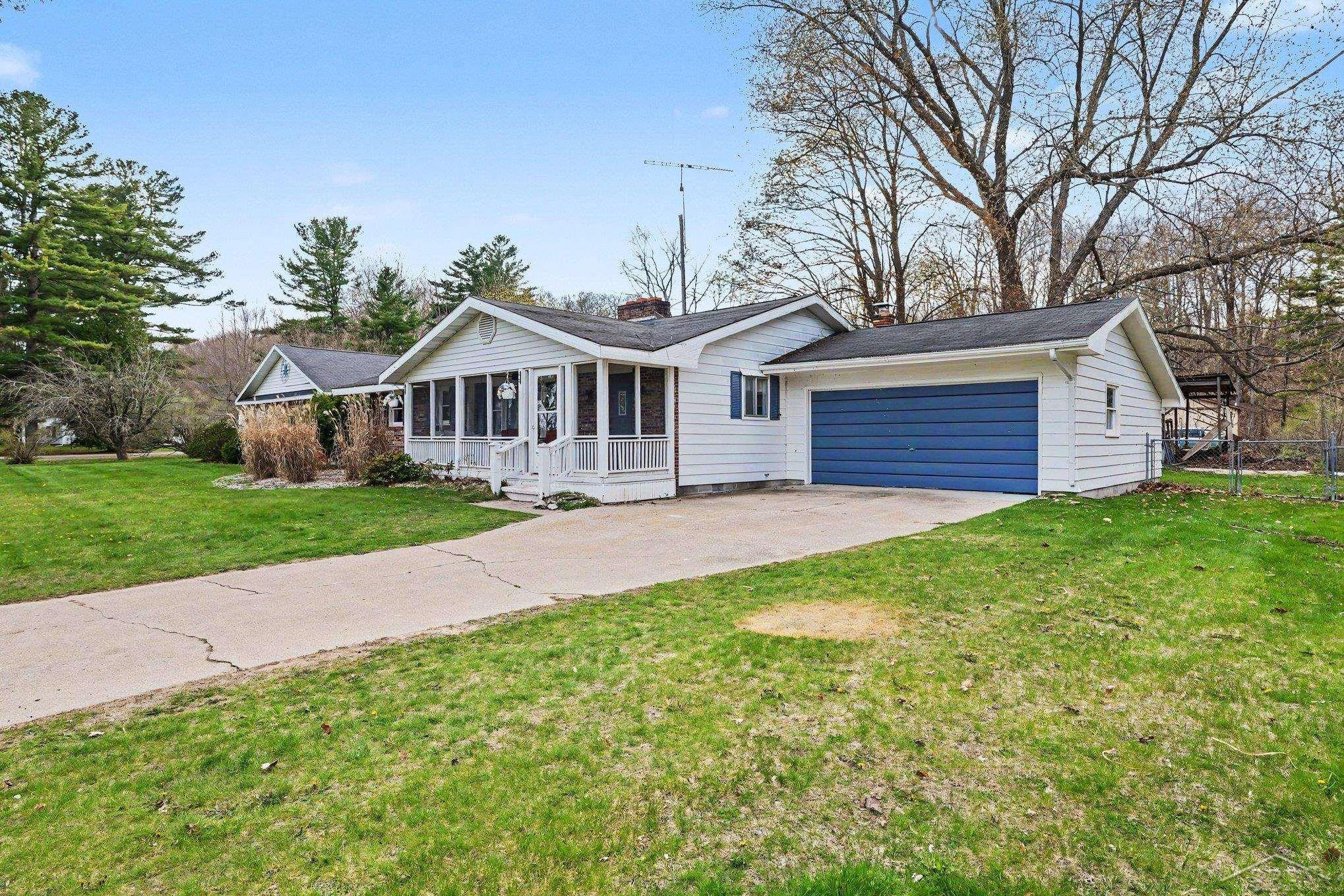 1596 Douglas Drive, Tawas City, MI 48763 — Photo 22