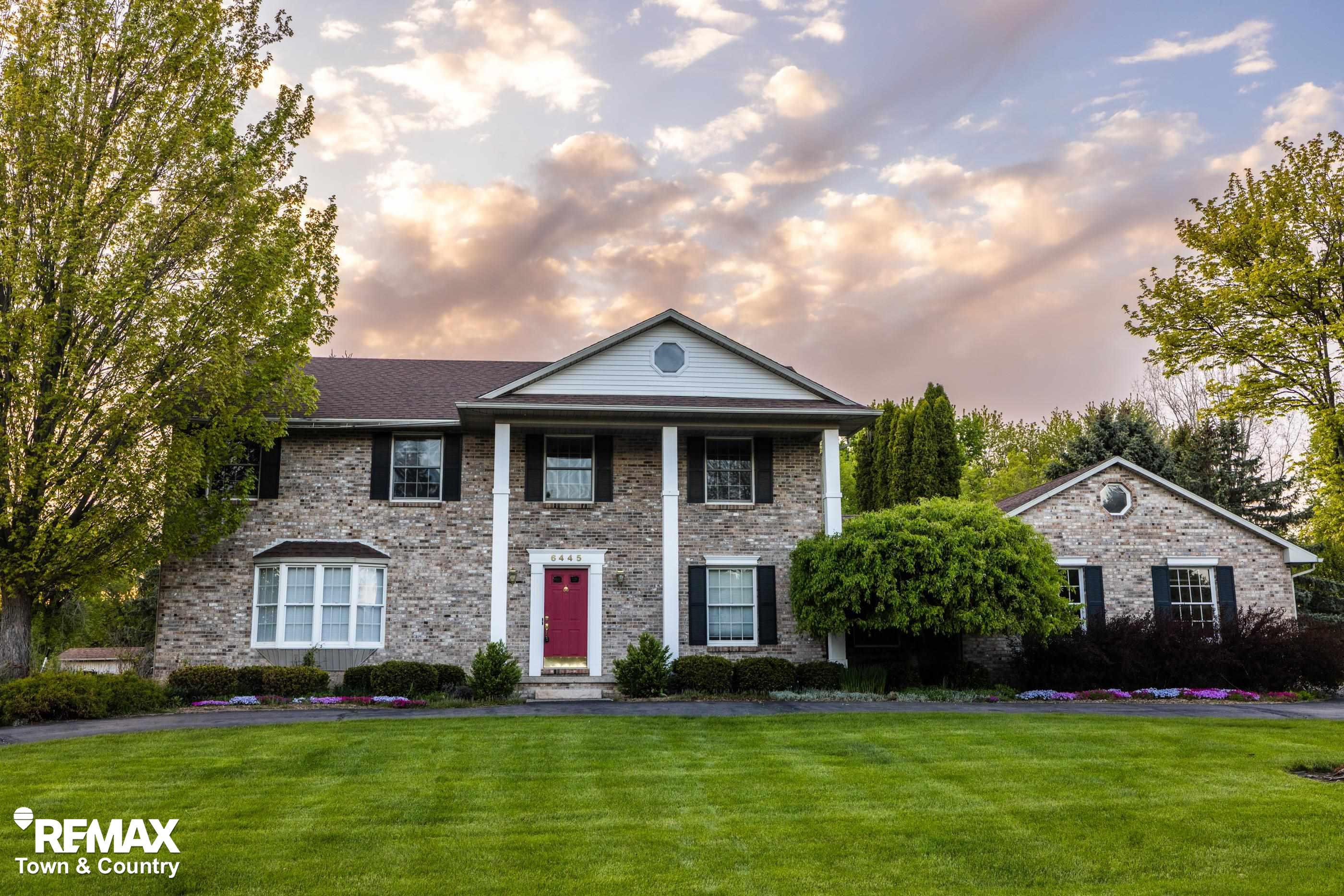 6445 Hickory Hollow Court, Flint, MI 48532