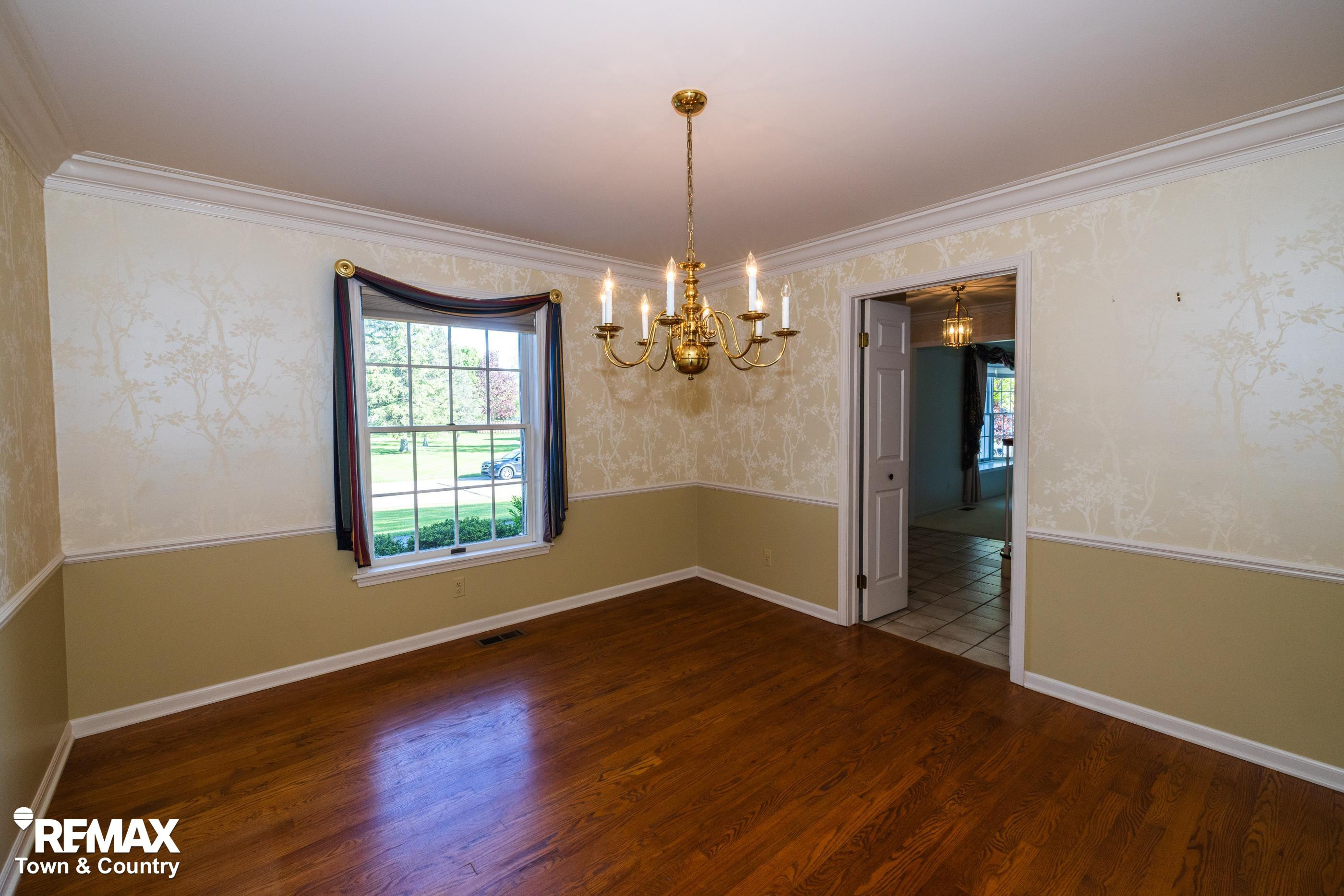 6445 Hickory Hollow Court, Flint, MI 48532 — Photo 10