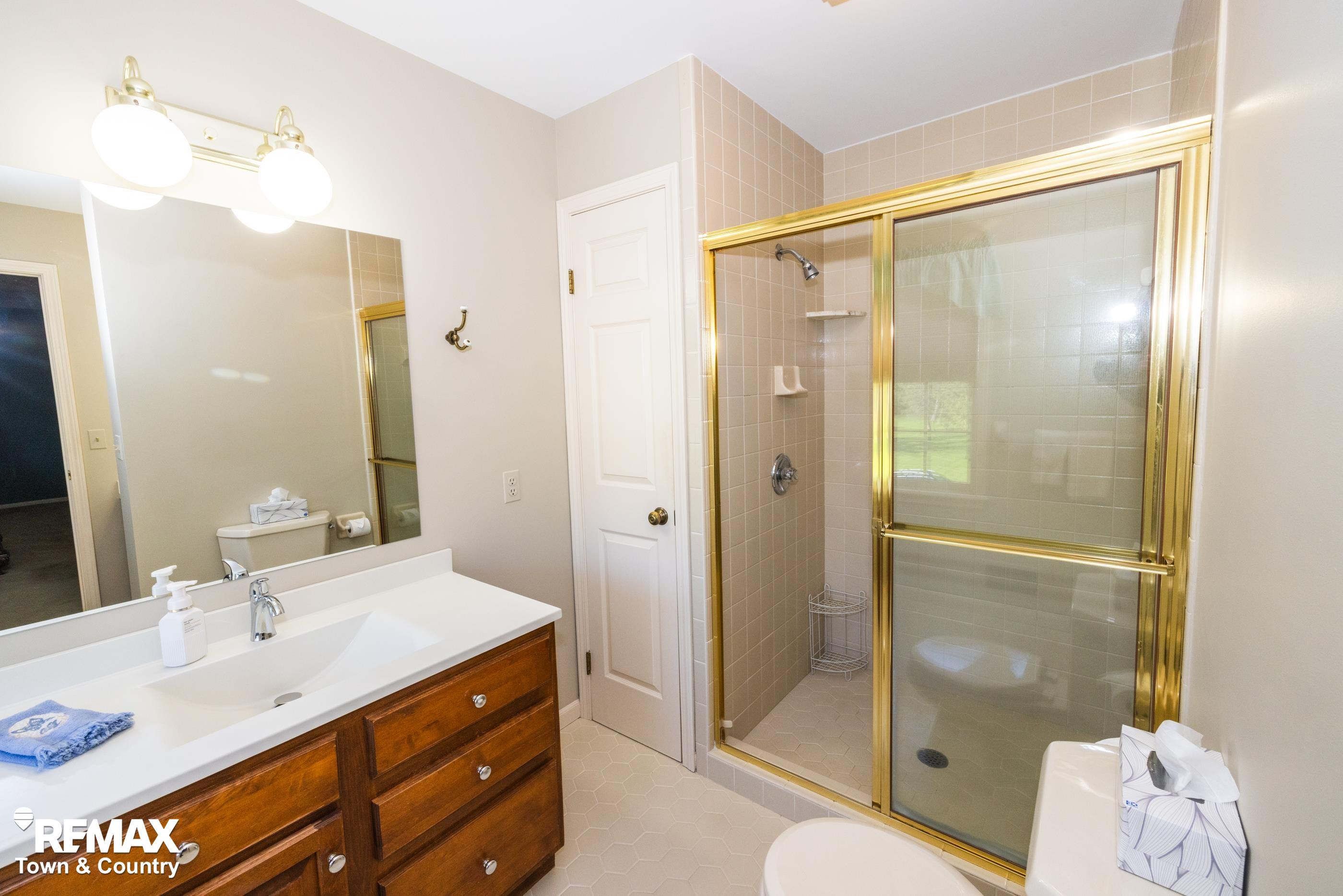 6445 Hickory Hollow Court, Flint, MI 48532 — Photo 32