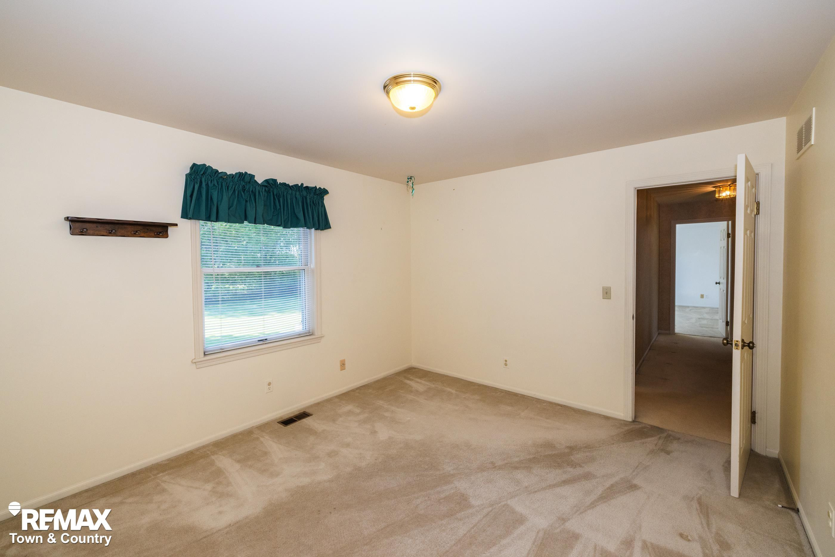 6445 Hickory Hollow Court, Flint, MI 48532 — Photo 44