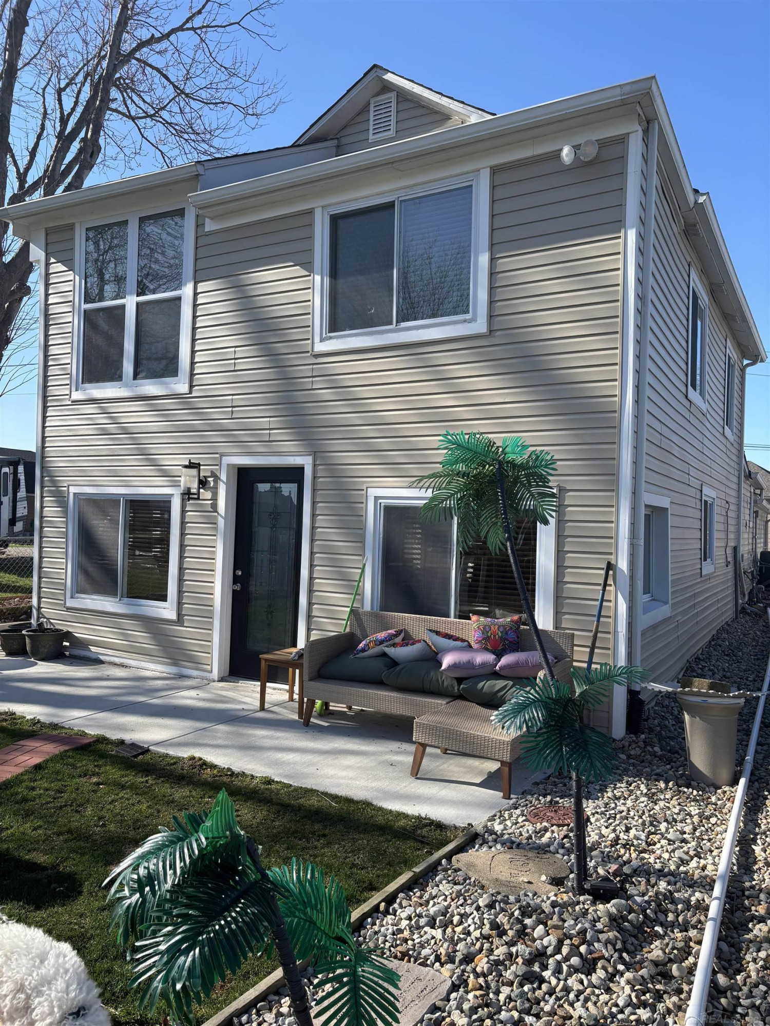 29445 Private Drive, MI 48047 — front exterior