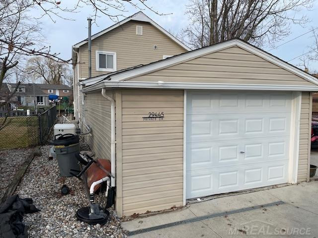 29445 Private Drive, MI 48047 — Photo 9
