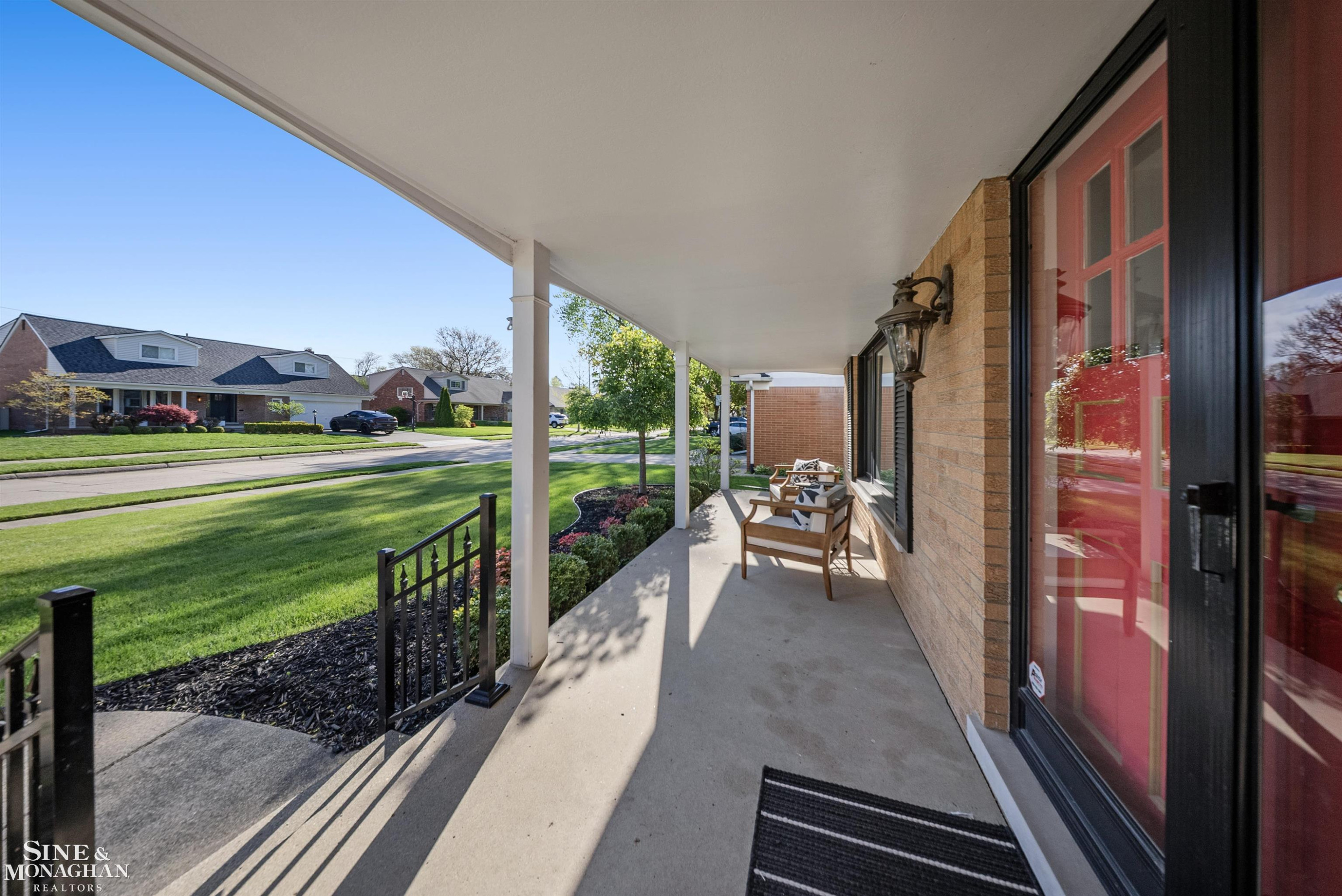 641 Blairmoor Court, Grosse Pointe Woods, MI 48236 — Photo 6