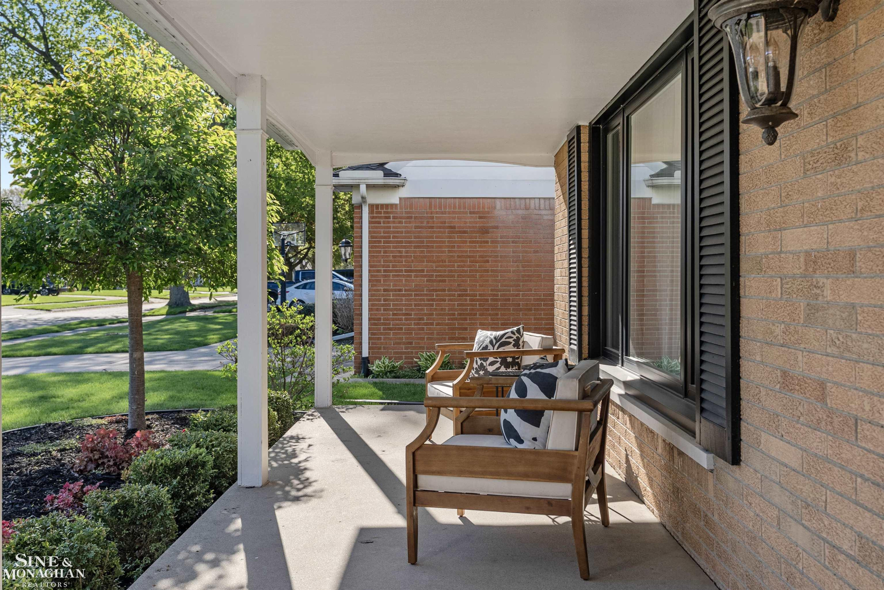 641 Blairmoor Court, Grosse Pointe Woods, MI 48236 — Photo 8