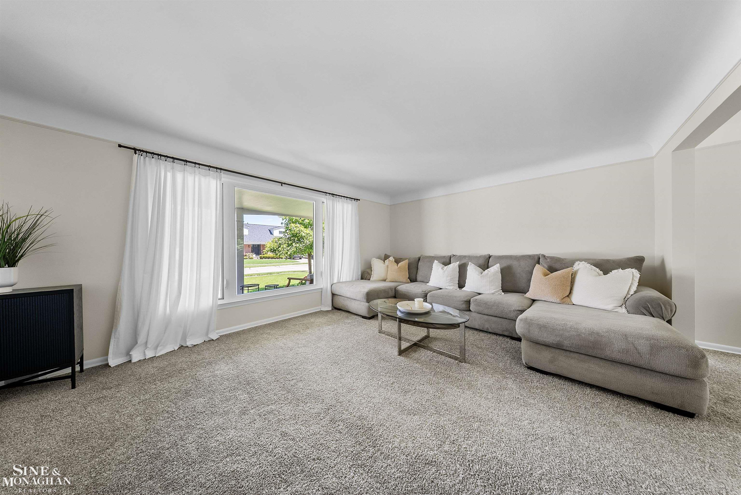 641 Blairmoor Court, Grosse Pointe Woods, MI 48236 — Photo 11