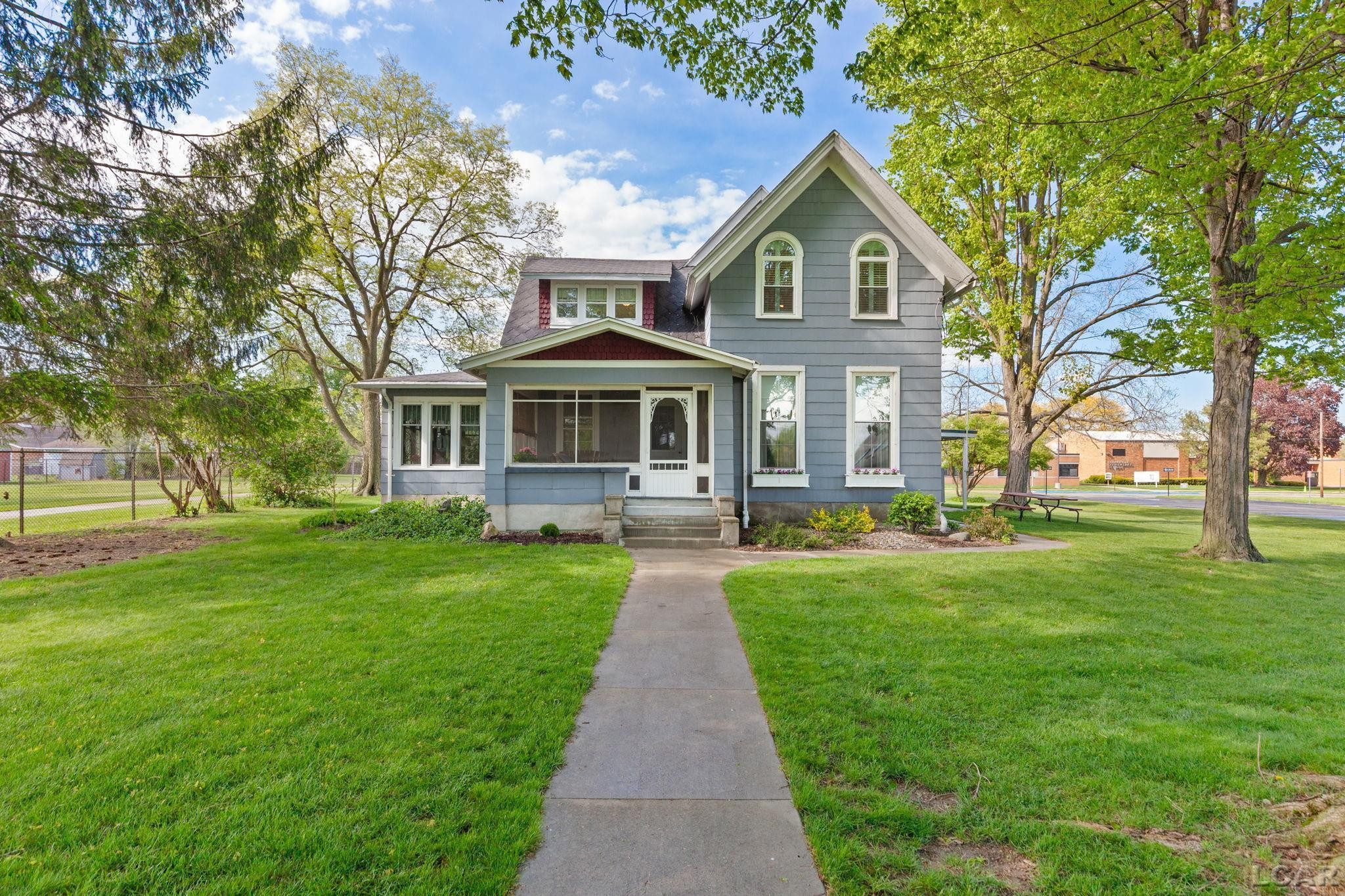 588 W Maple Avenue, Adrian, MI 49221 — front exterior