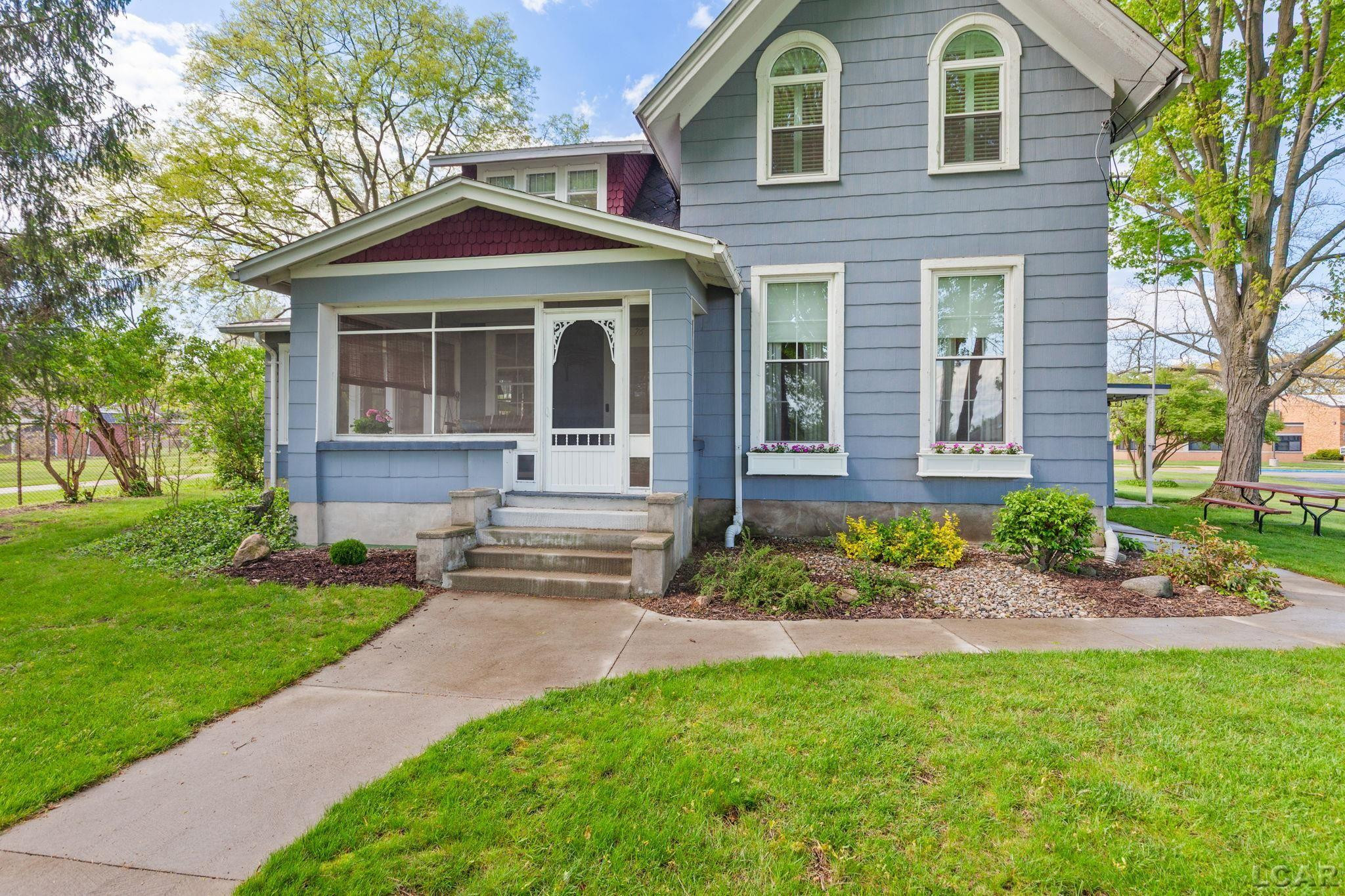 588 W Maple Avenue, Adrian, MI 49221 — Photo 3