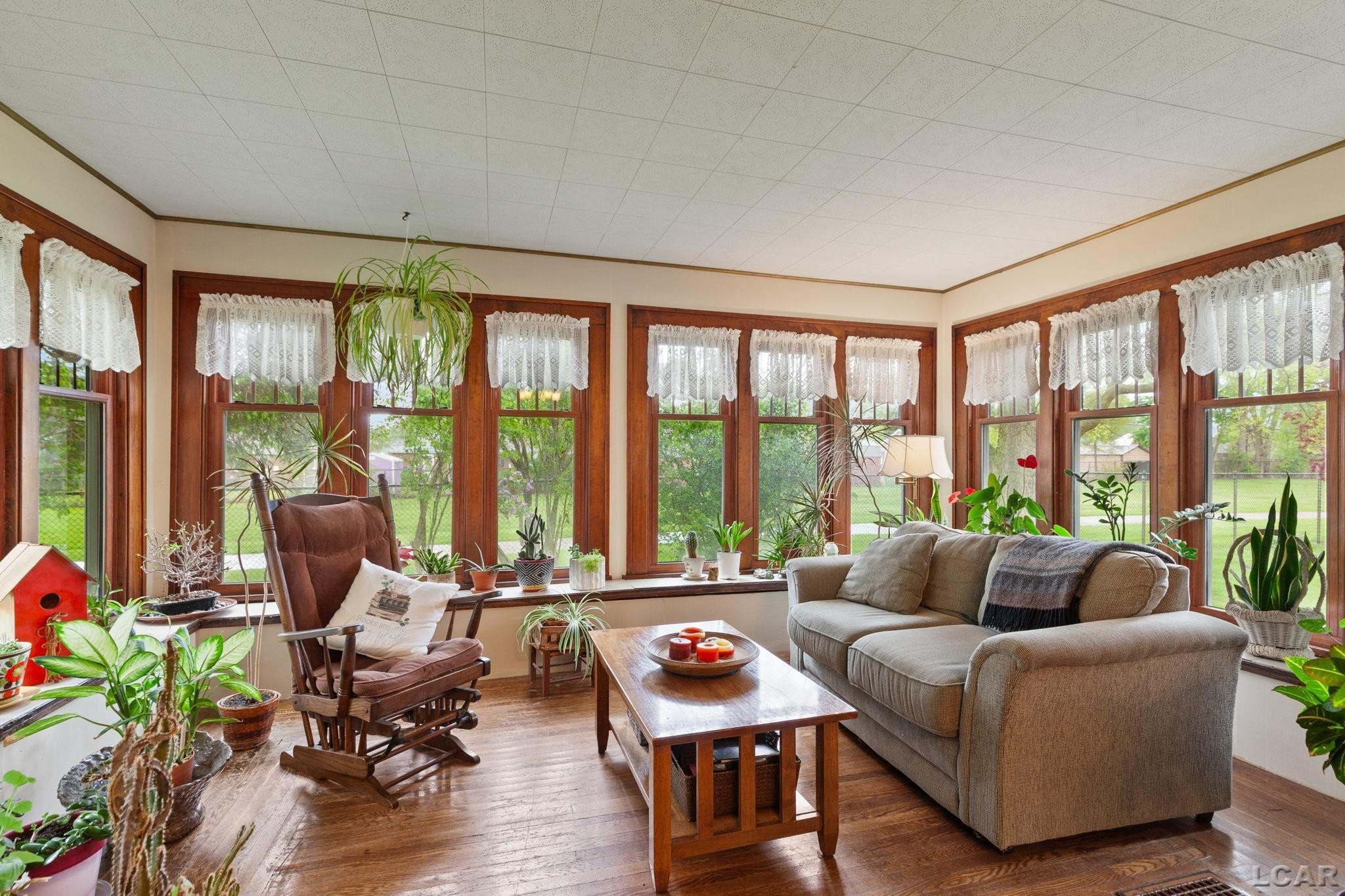 588 W Maple Avenue, Adrian, MI 49221 — Photo 13