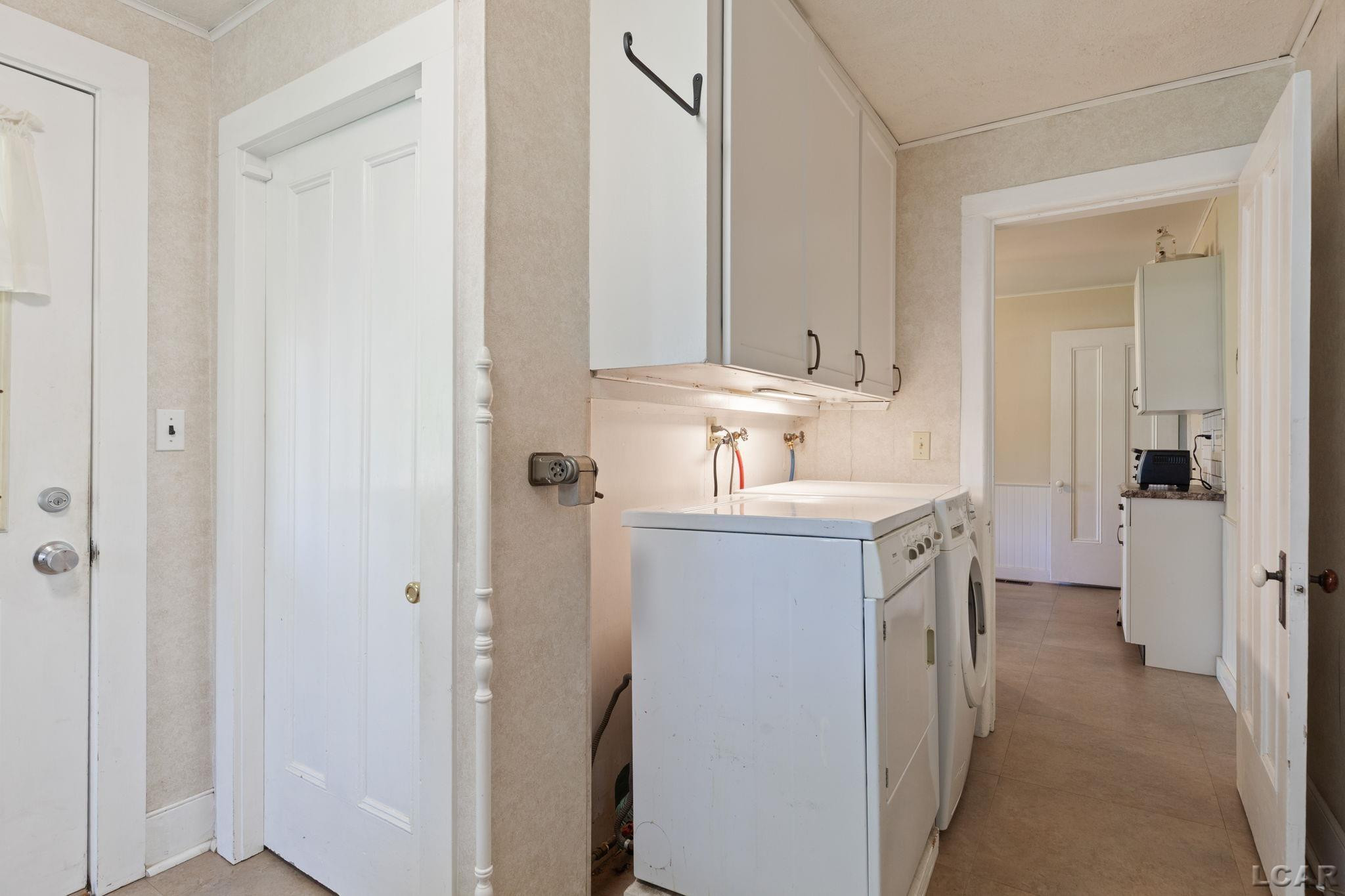 588 W Maple Avenue, Adrian, MI 49221 — Photo 38