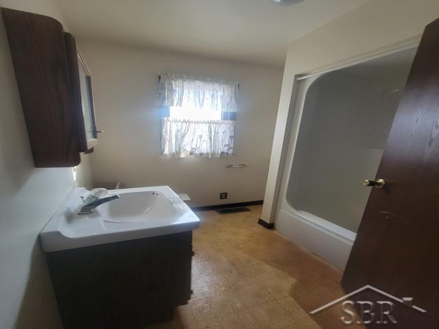 3861 Jim Drive, Bridgeport, MI 48722 — Photo 20
