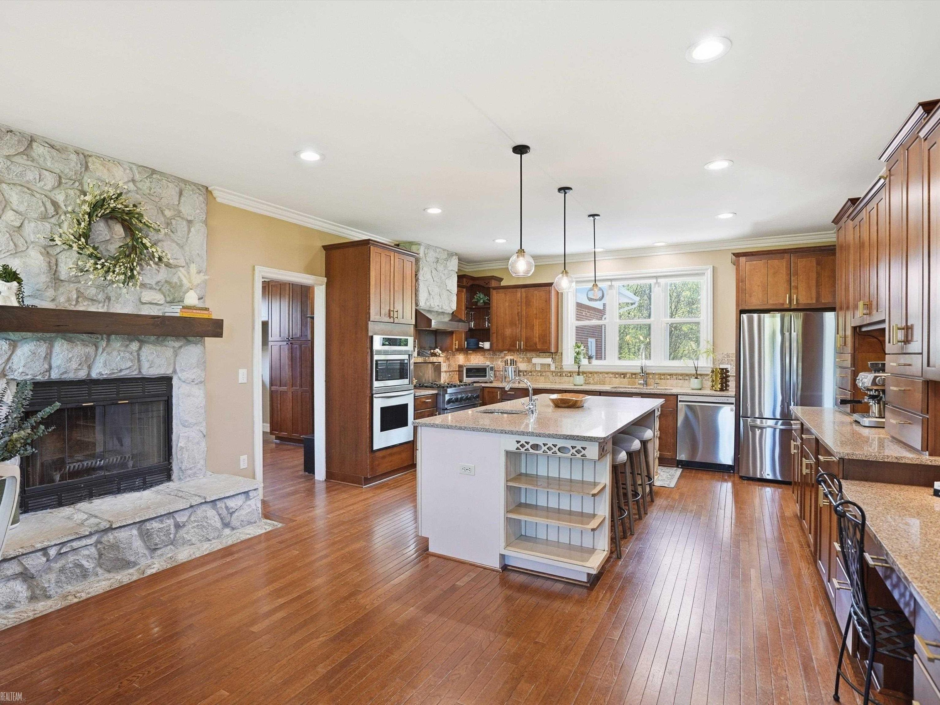 3633 Hollow Pine Court, Almont, MI 48003 — Photo 9