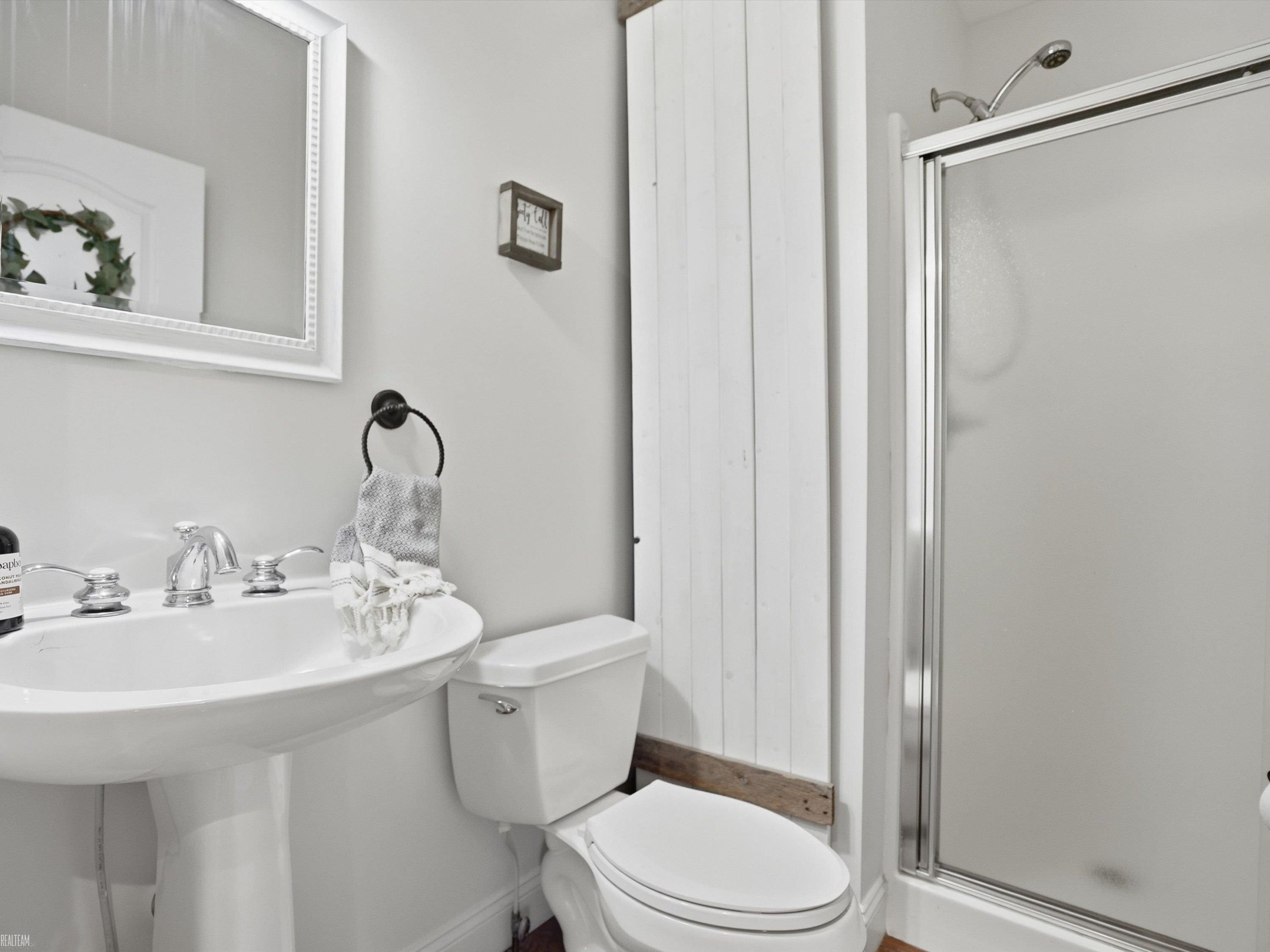 3633 Hollow Pine Court, Almont, MI 48003 — Photo 47