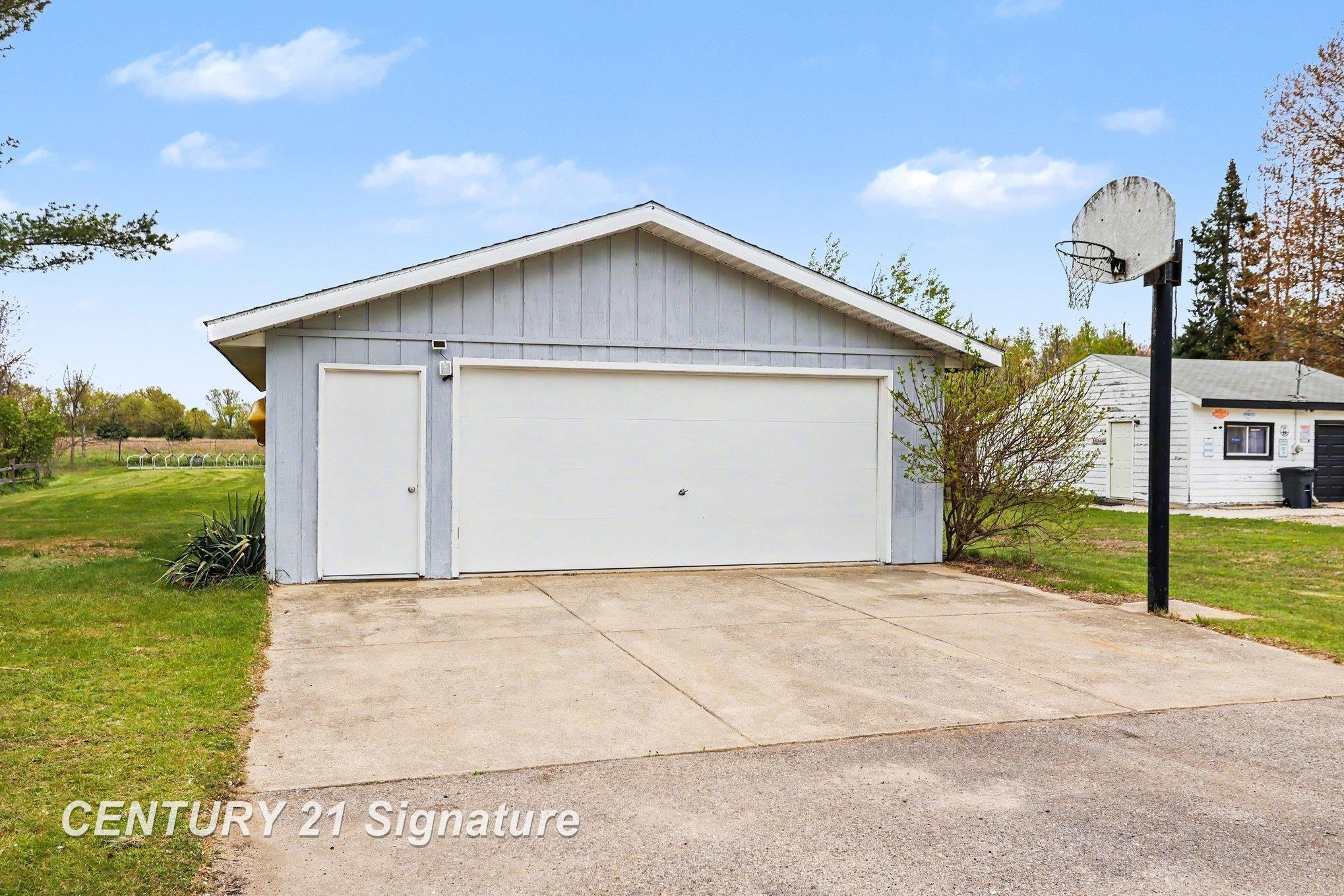 1361 Mckimmy Drive, Beaverton, MI 48612 — Photo 24