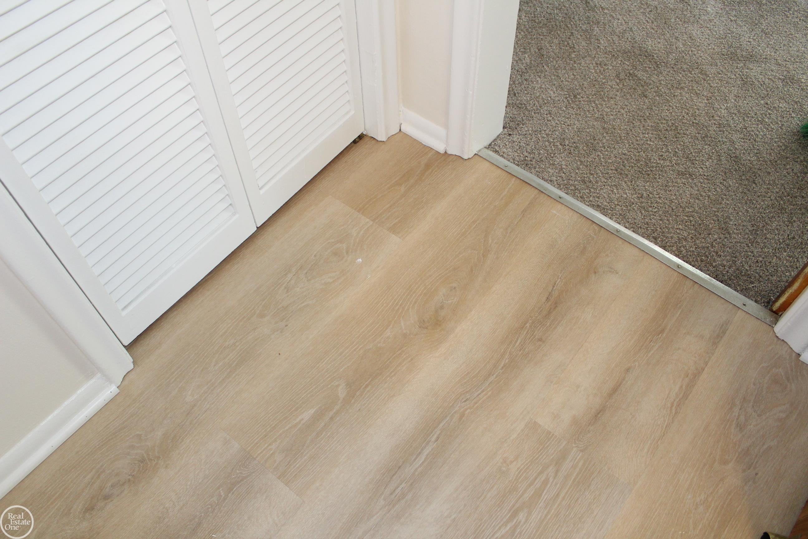 21760 Pleasant Road, Eastpointe, MI 48021 — Photo 19