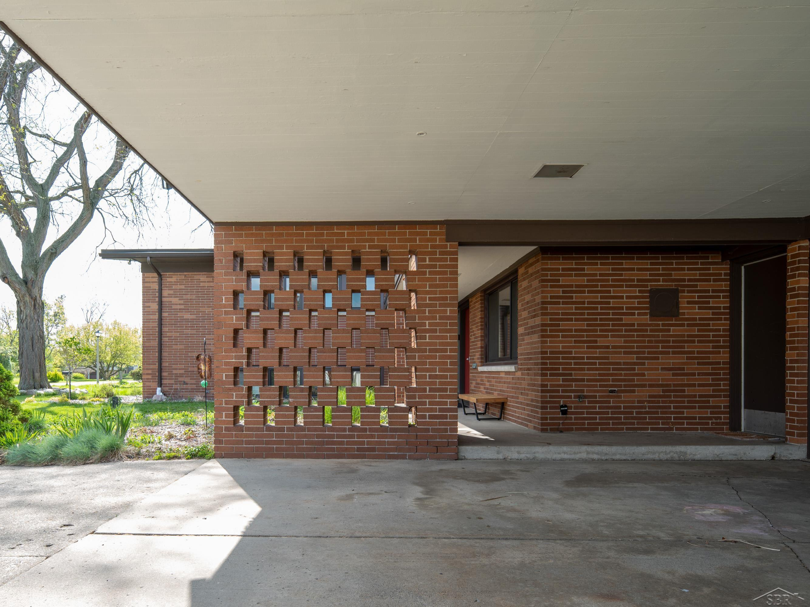 1631 Walnut Heights Drive, East Lansing, MI 48823 — Photo 3