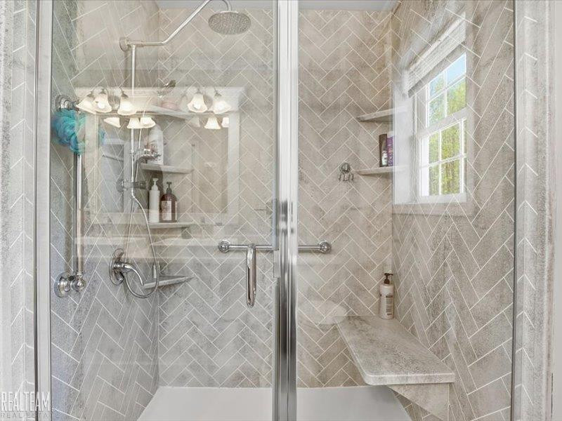 7932 Kilgore Road, MI 48006 — Photo 12