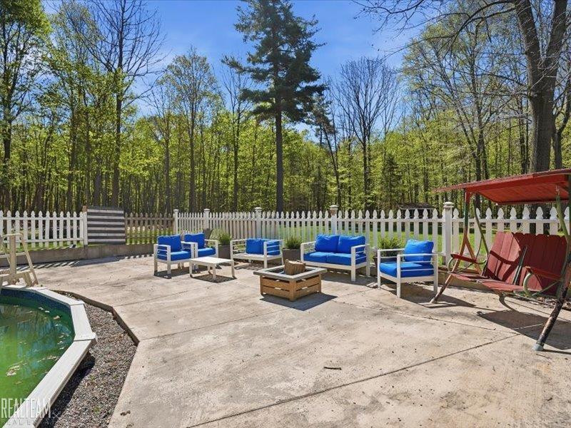 7932 Kilgore Road, MI 48006 — Photo 21