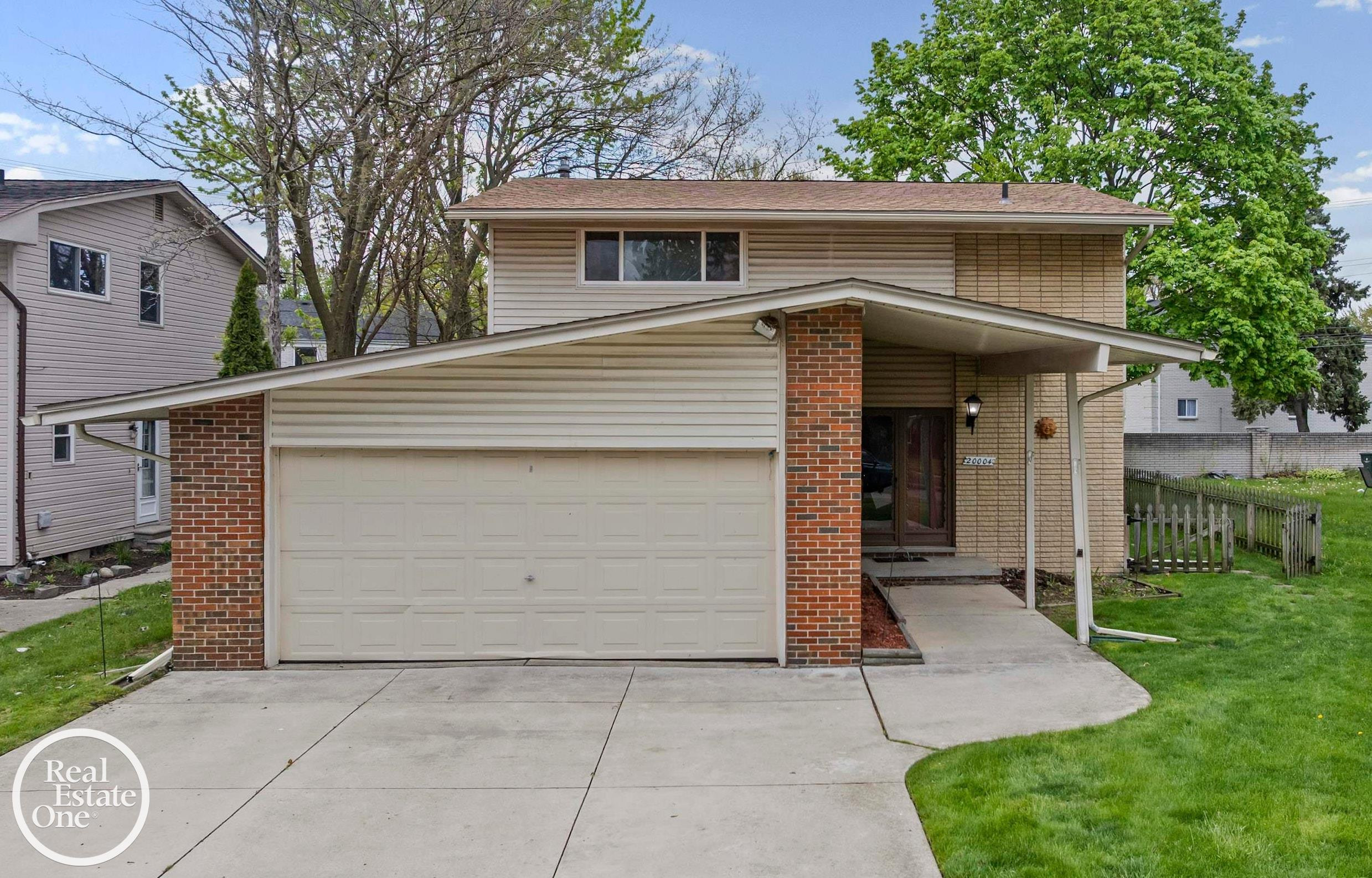 20004 Parkside Street, Saint Clair Shores, MI 48080 — front exterior