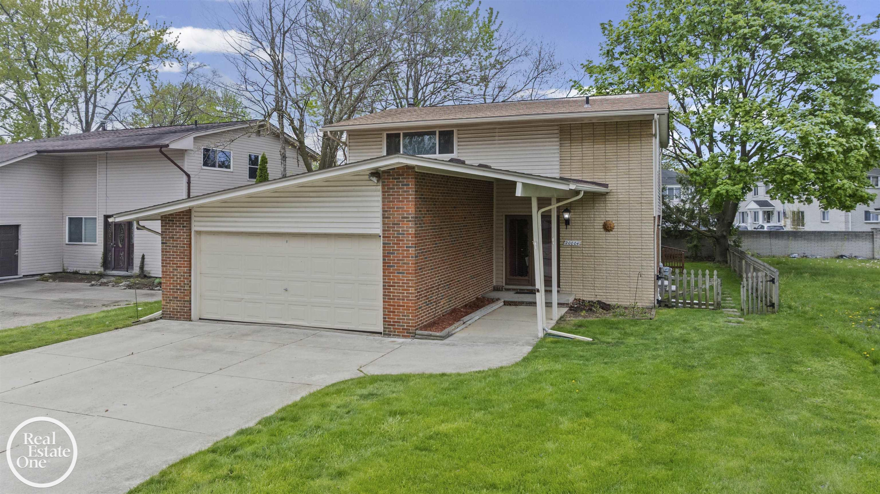 20004 Parkside Street, Saint Clair Shores, MI 48080 — Photo 3