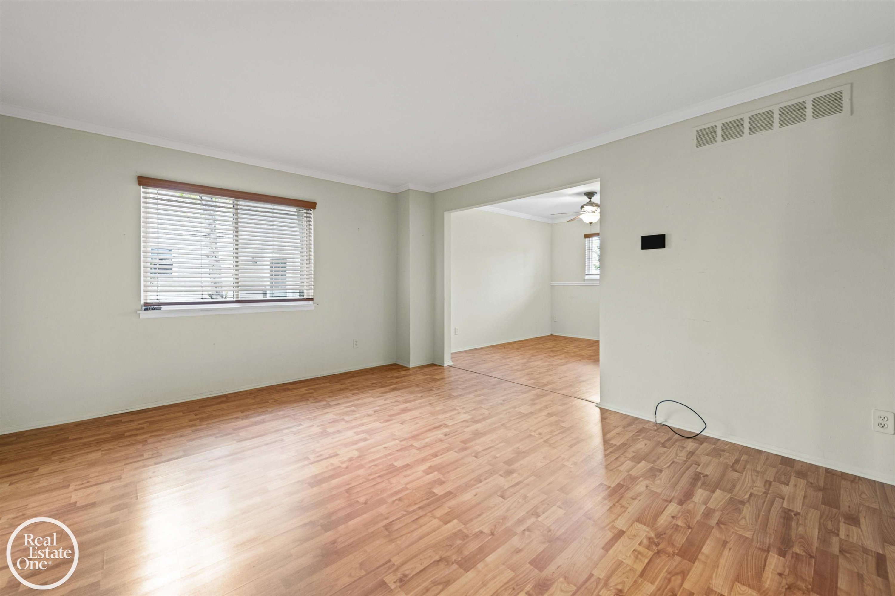 20004 Parkside Street, Saint Clair Shores, MI 48080 — Photo 4