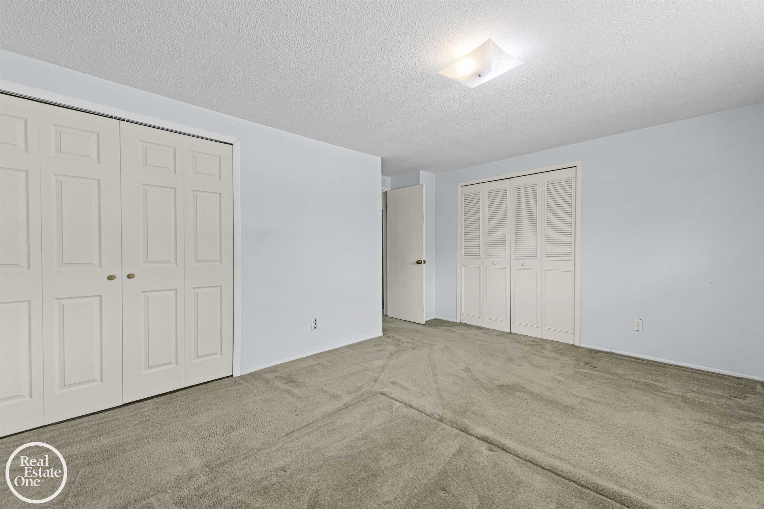 20004 Parkside Street, Saint Clair Shores, MI 48080 — Photo 23