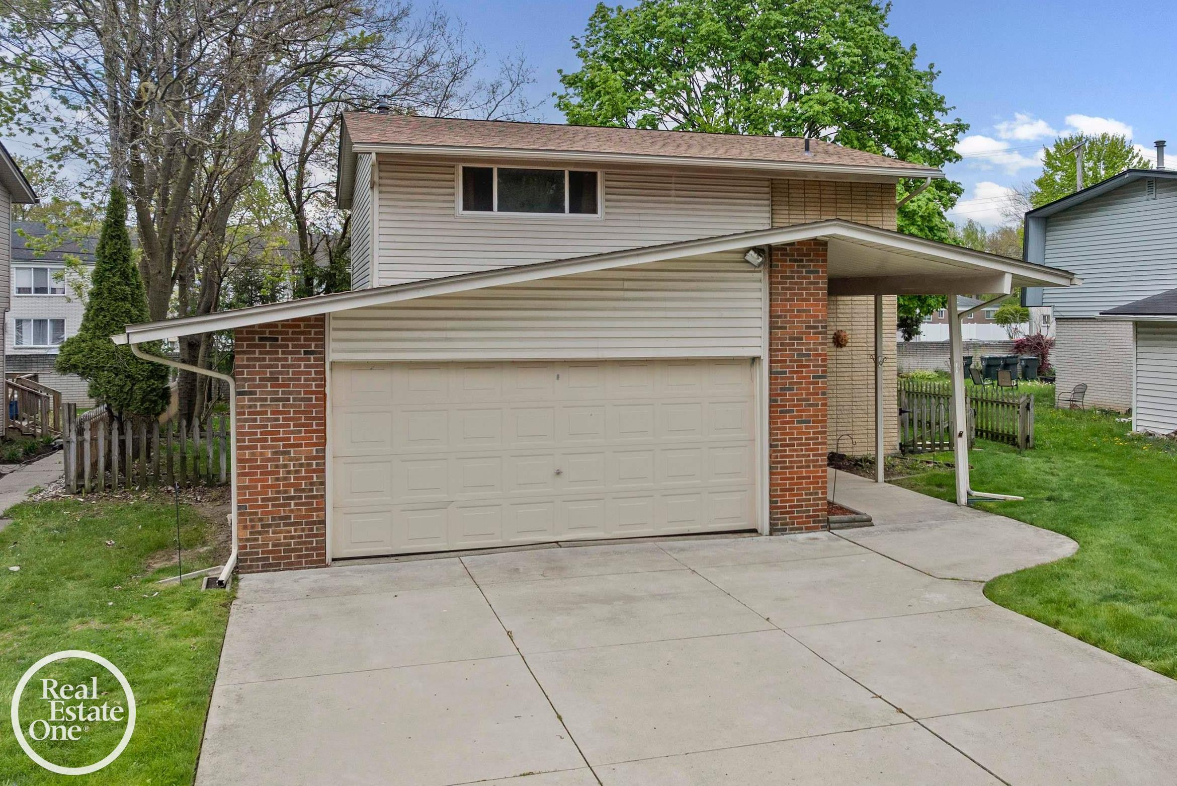 20004 Parkside Street, Saint Clair Shores, MI 48080 — Photo 29