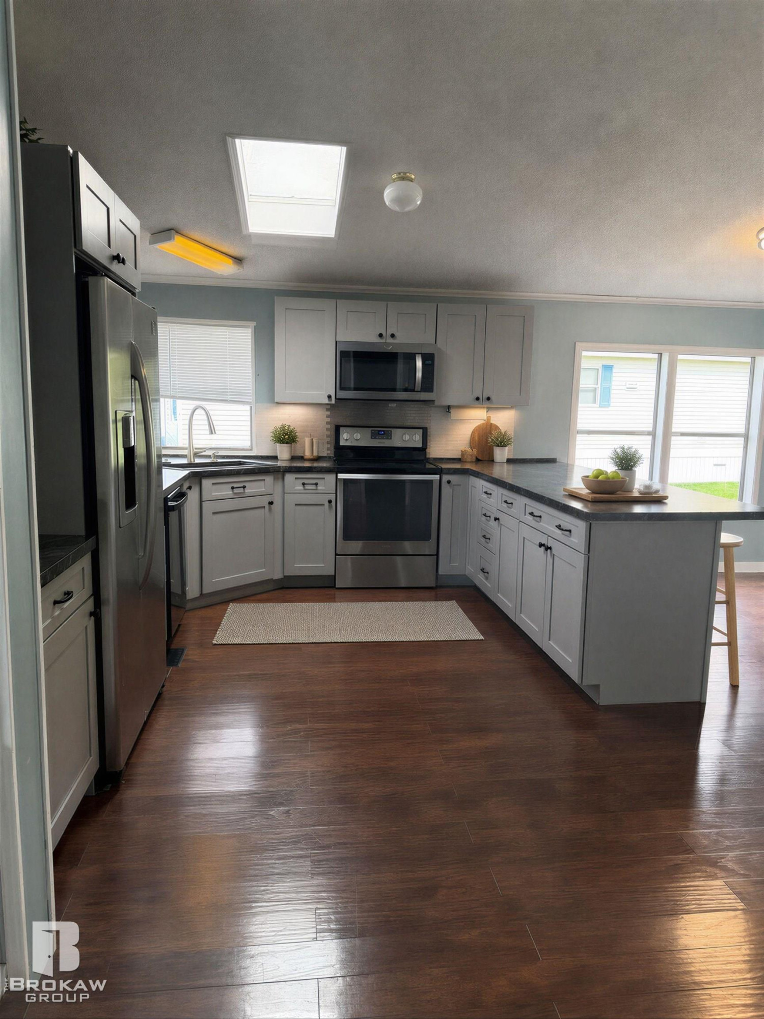 6134 E Bentwood Circle, White Lake, MI 48383 — Photo 9