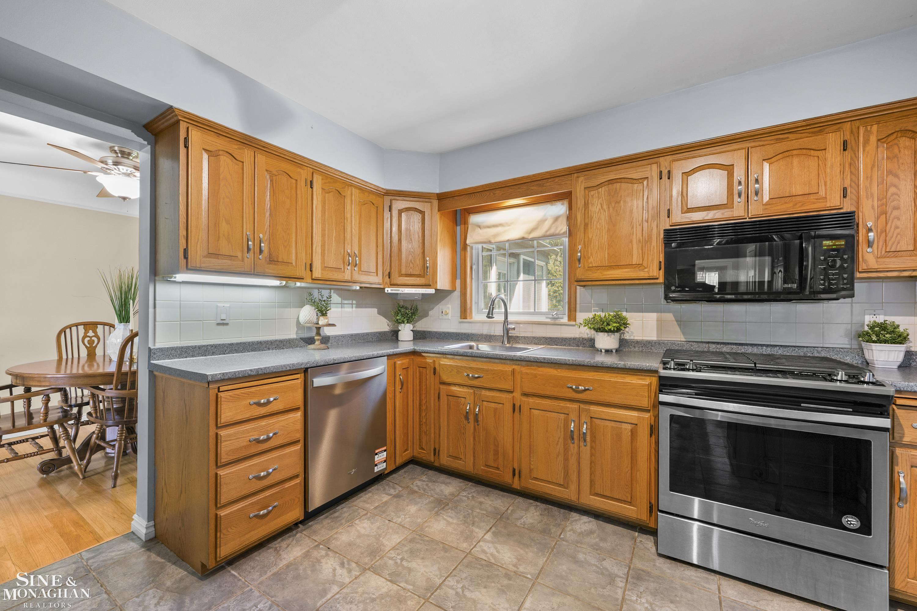 21615 Alexander Street, Saint Clair Shores, MI 48081 — Photo 18
