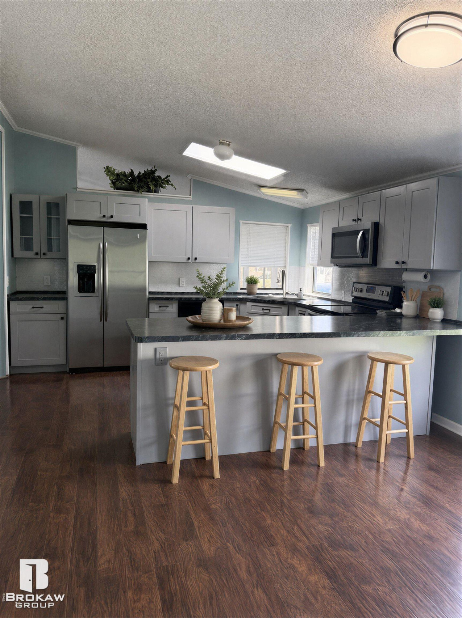 6134 E Bentwood Circle, White Lake, MI 48383 — Photo 10