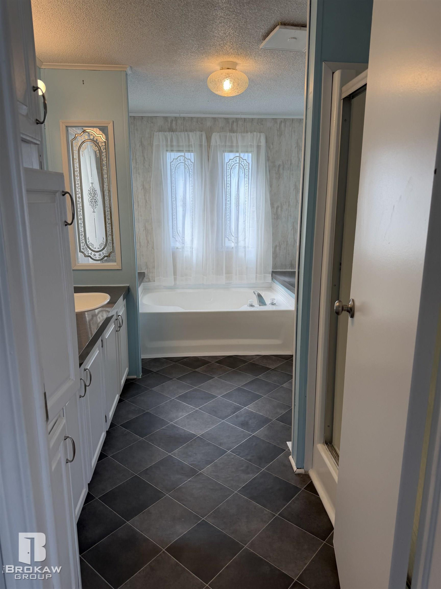 6134 E Bentwood Circle, White Lake, MI 48383 — Photo 14