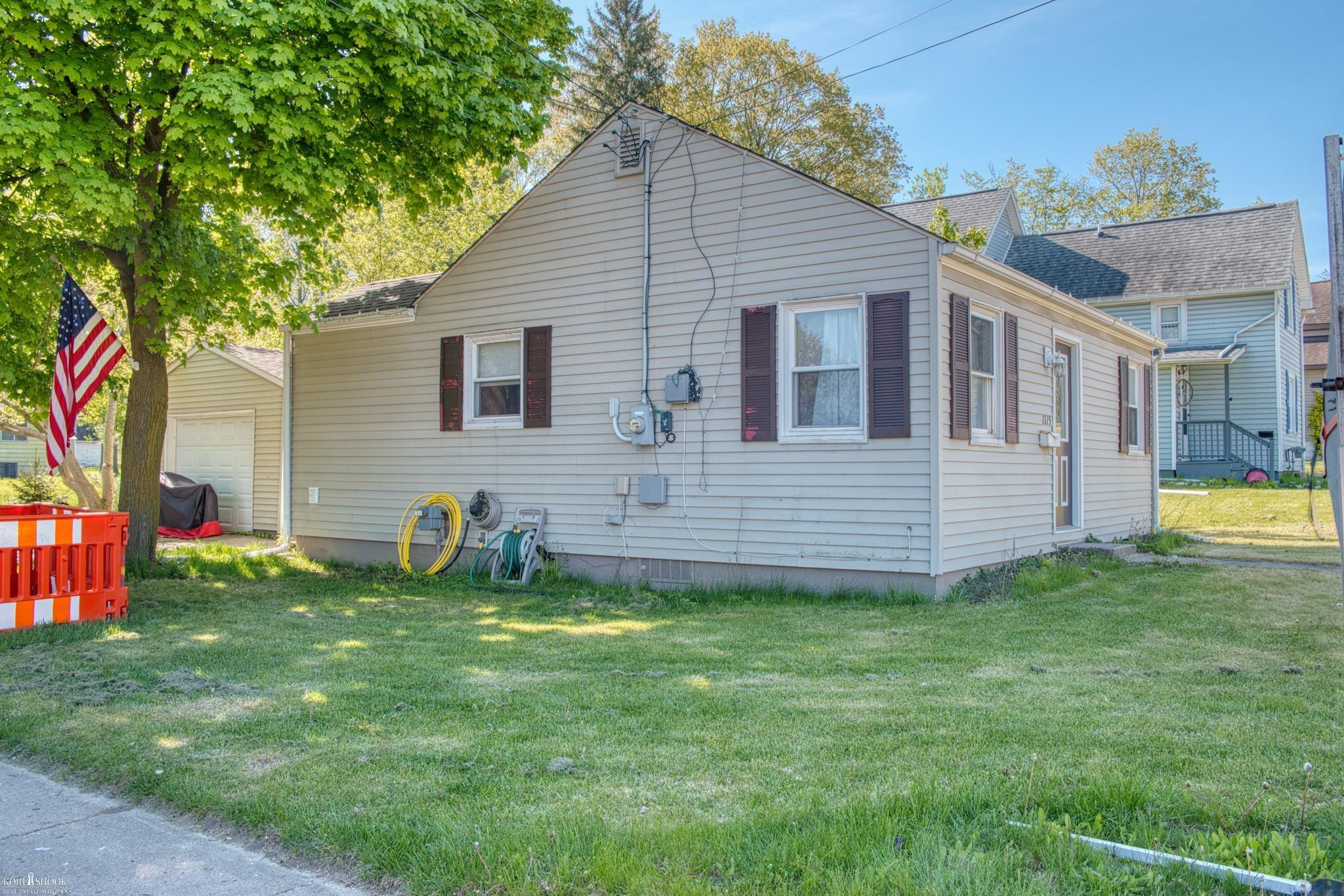 1115 S Shiawassee Street, Owosso, MI 48867 — Photo 16