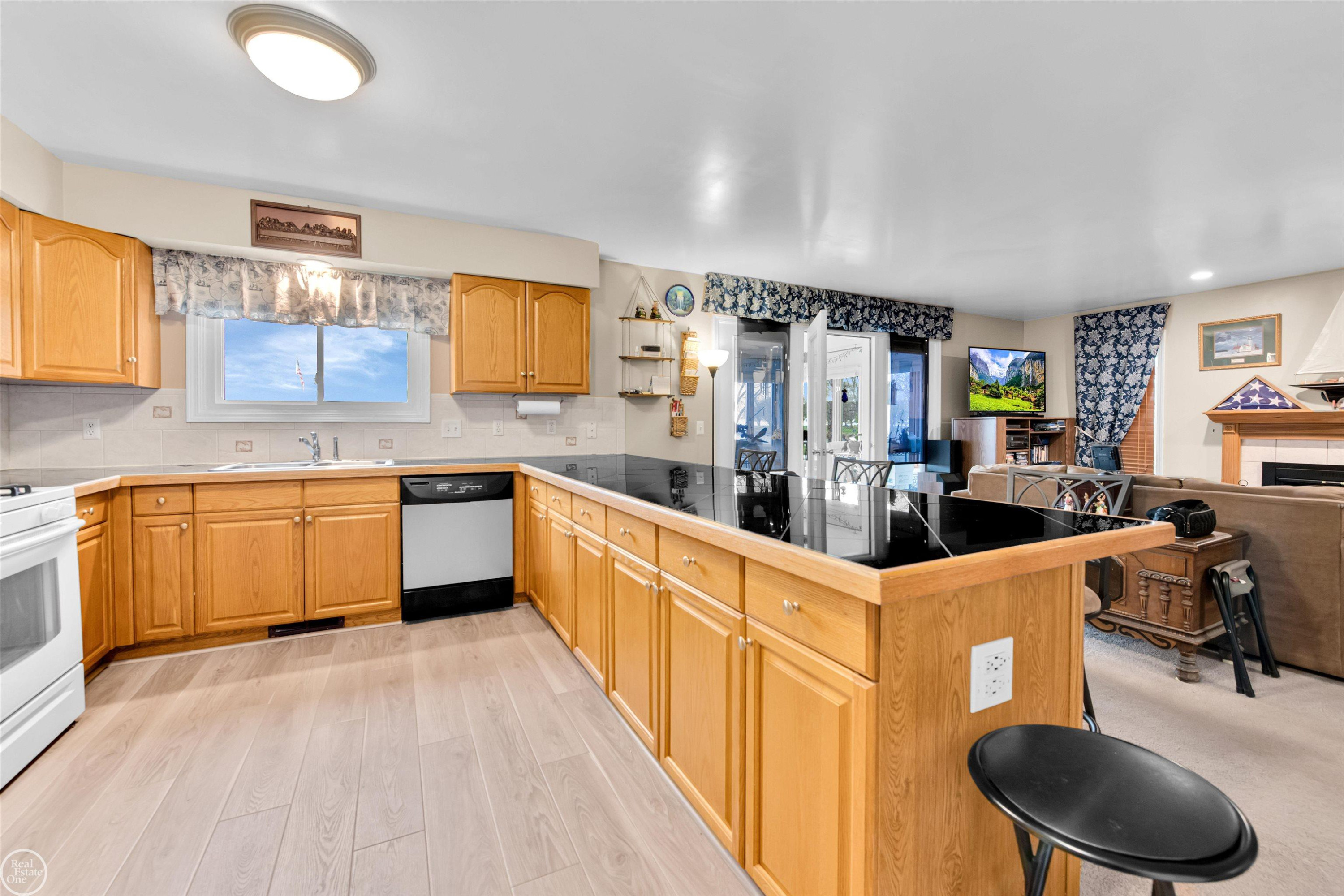 37330 Lakeshore Drive, MI — Photo 10