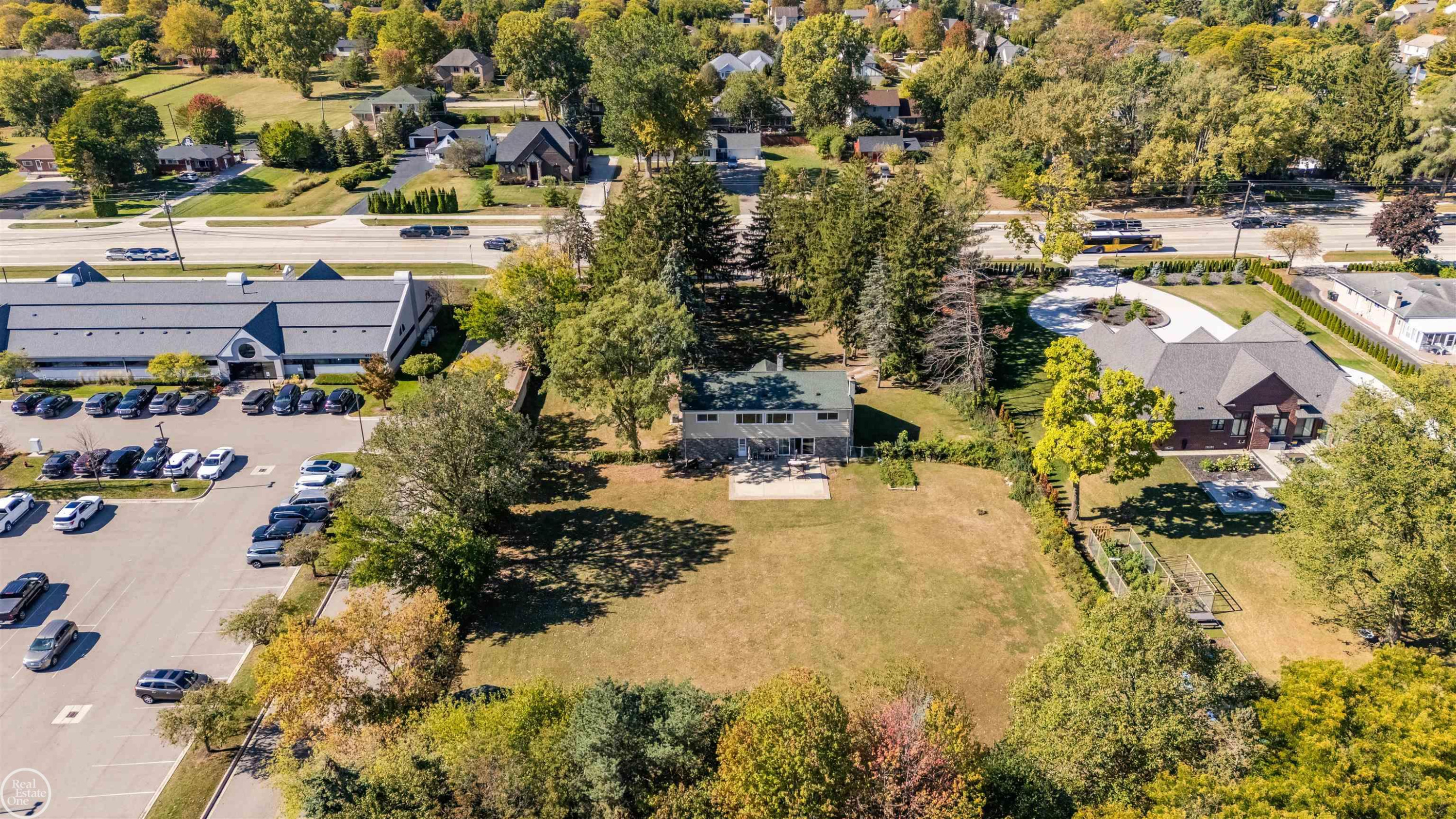 41466 Dequindre Road, Sterling Heights, MI 48314 — Photo 38