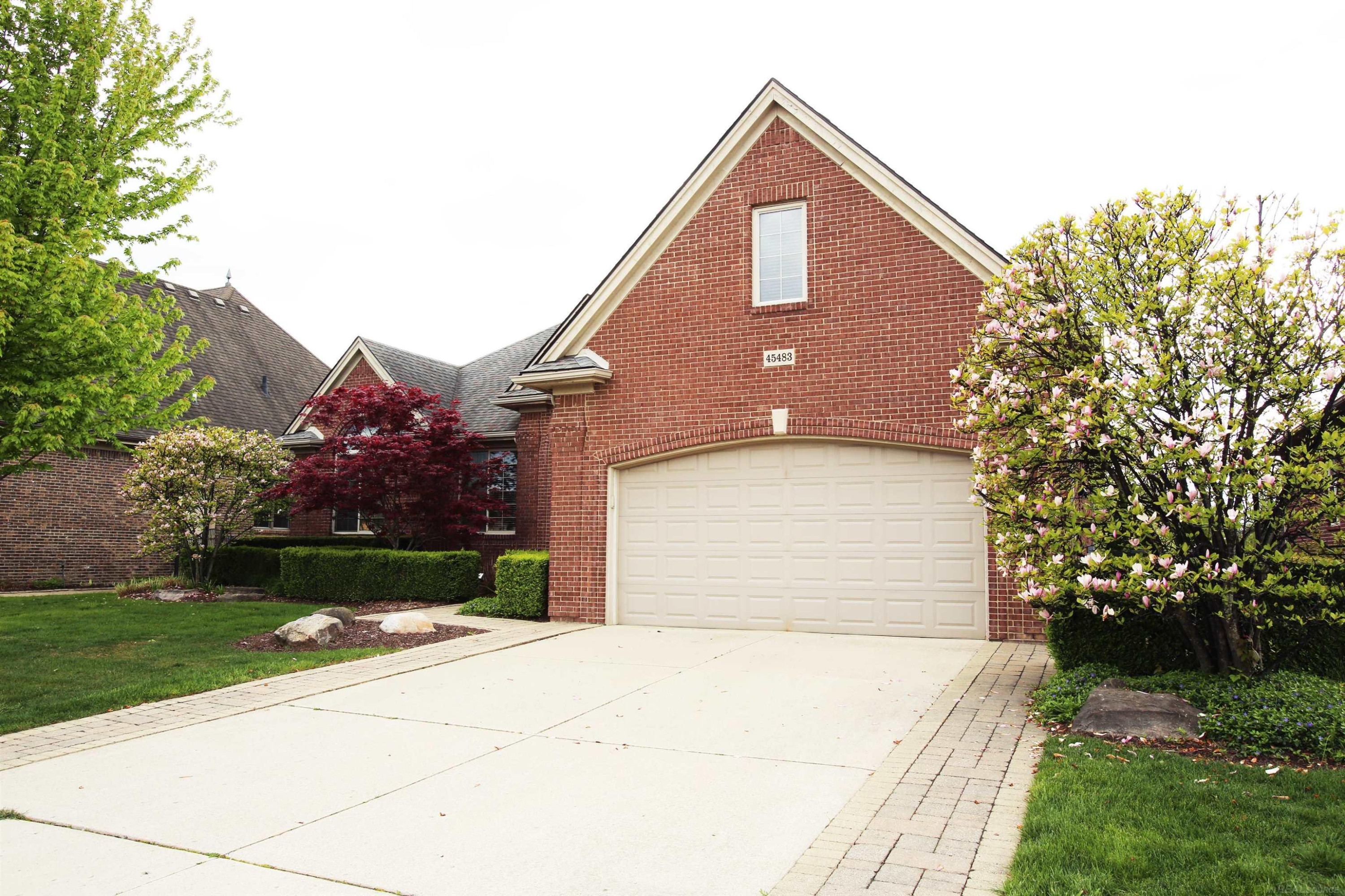45483 Shoal Drive, Macomb, MI 48044 — Photo 2