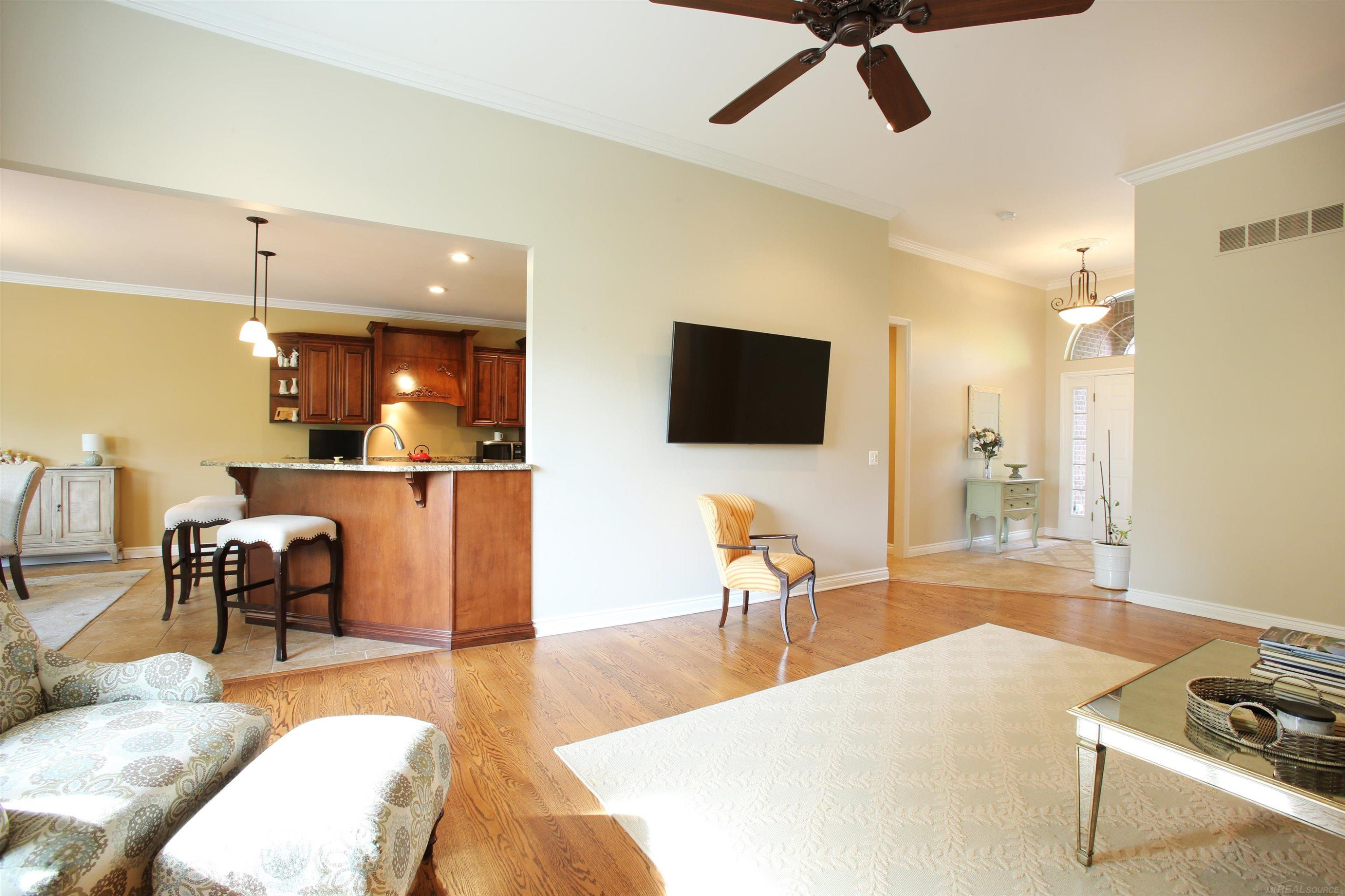 45483 Shoal Drive, Macomb, MI 48044 — Photo 6